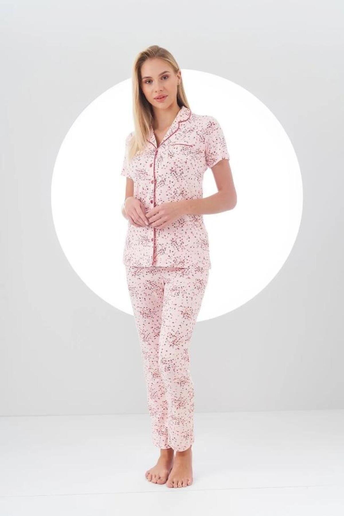 24105 Kadın Desenli Düğmeli Pijama Takım