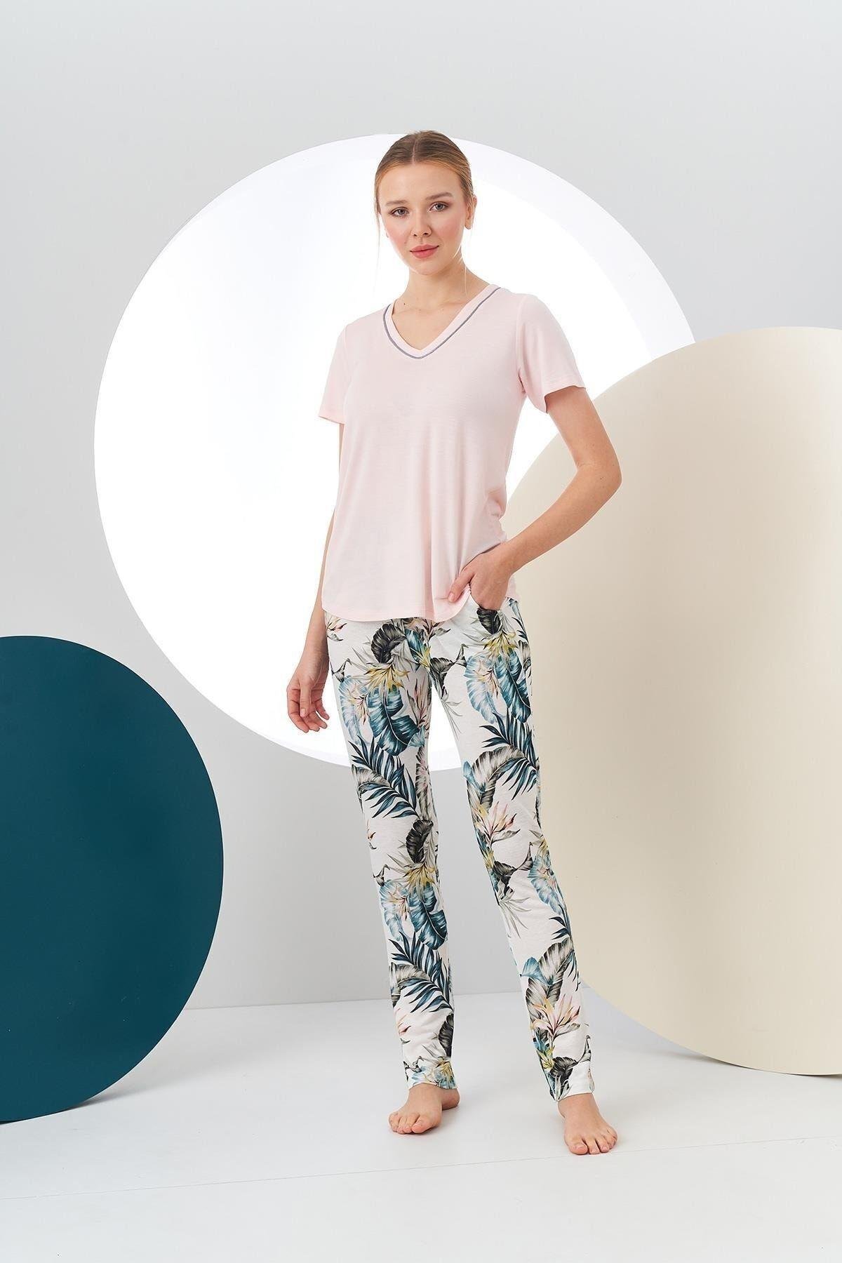 24189 Kadın Desenli Pijama Takım