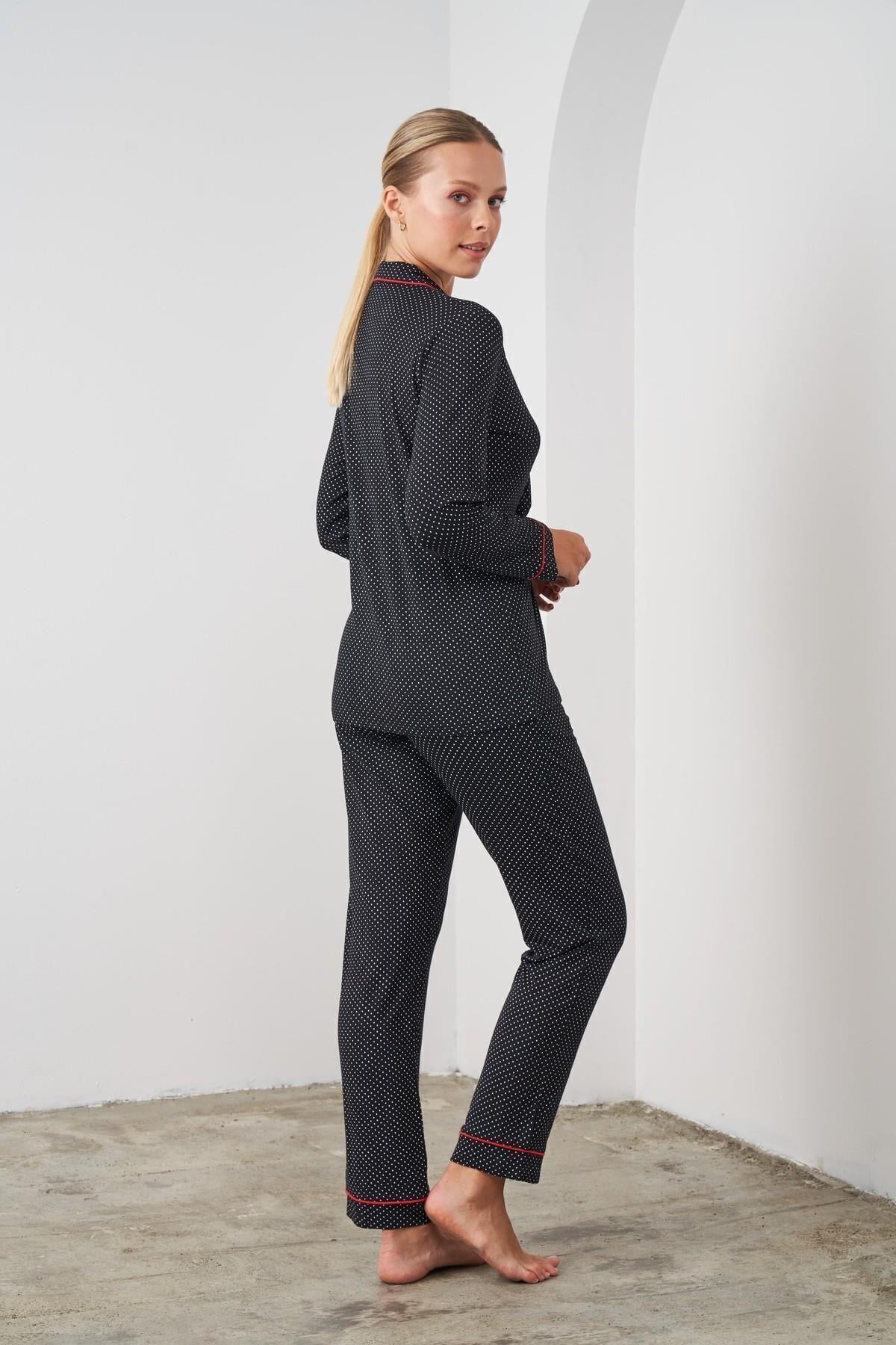 24531 Kadın Düğmeli Puanlı Pijama Takım