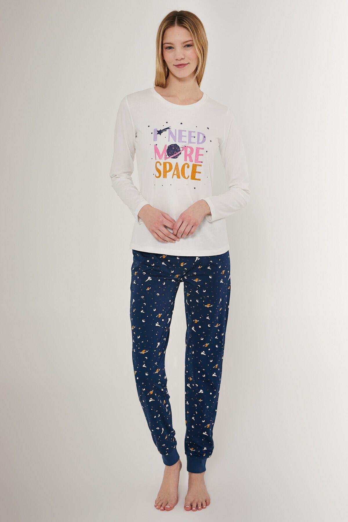 I Need More Space Beyaz Kadın Uzun Kol Pijama Takım