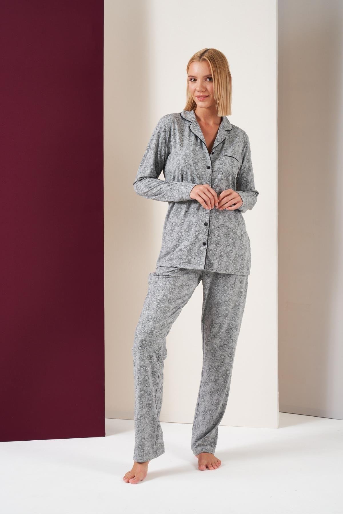 Kadın Düğmeli Yıldız Desenli Uzun Kol Pijama Takım