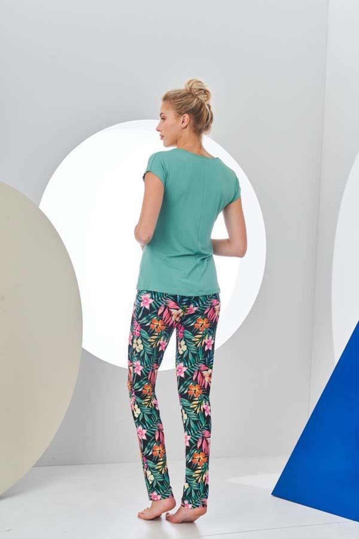 Kadın Kısa Kollu Pijama Takımı 24160