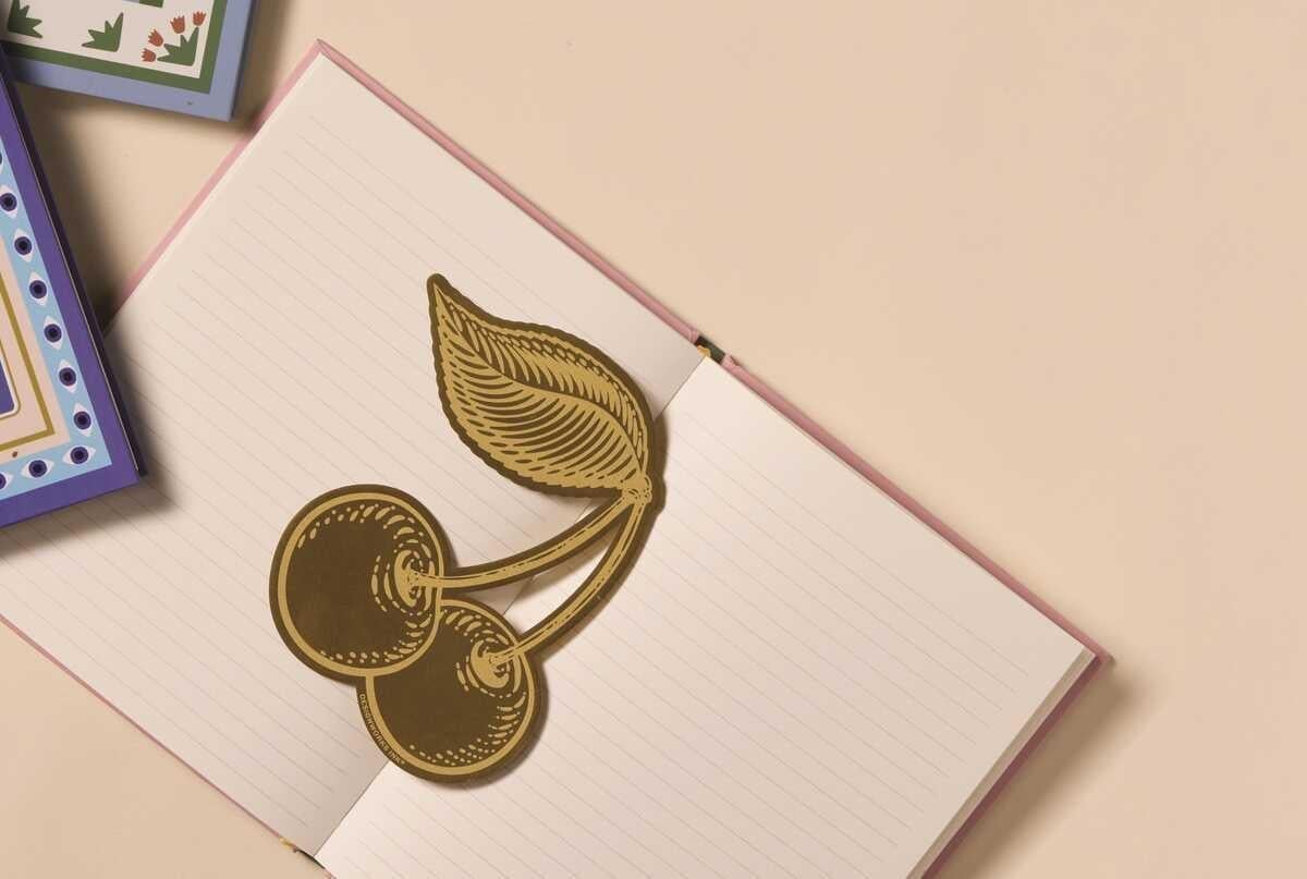 DesignWorks Jumbo Metal Kitap Ayracı Cherries