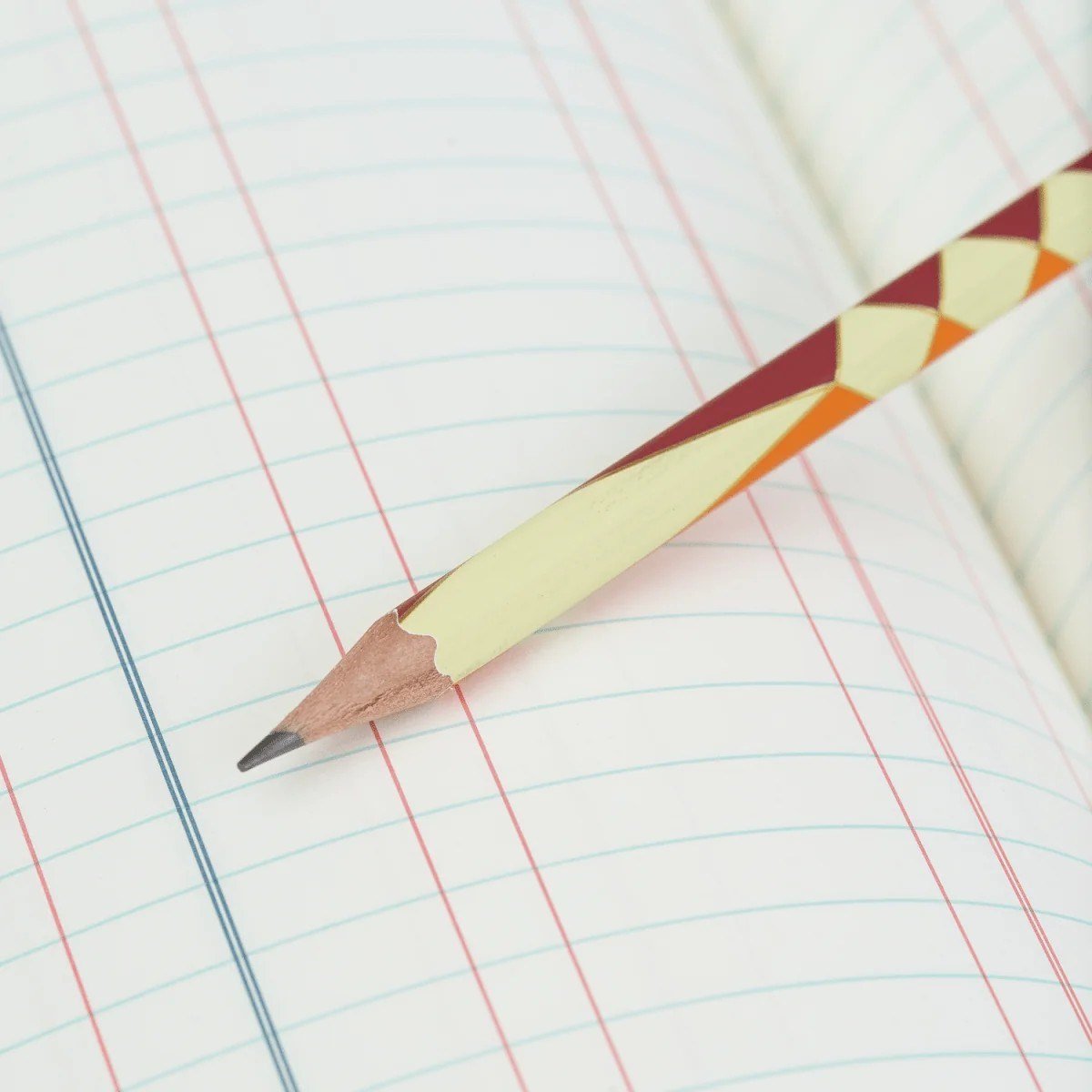 Palomino Blackwing Volume 574 Firm Grafit  Ahşap Kurşun Kalem 
