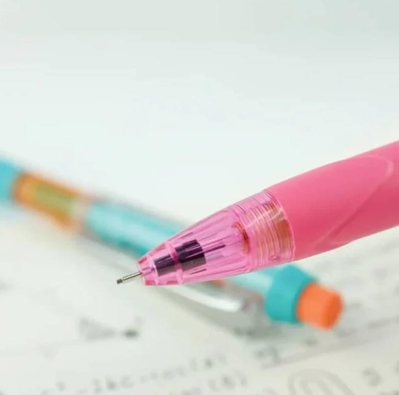 Pentel 0.7 mm Metal Klipsli Büyük Boy Silgili Versatil  PEMBE