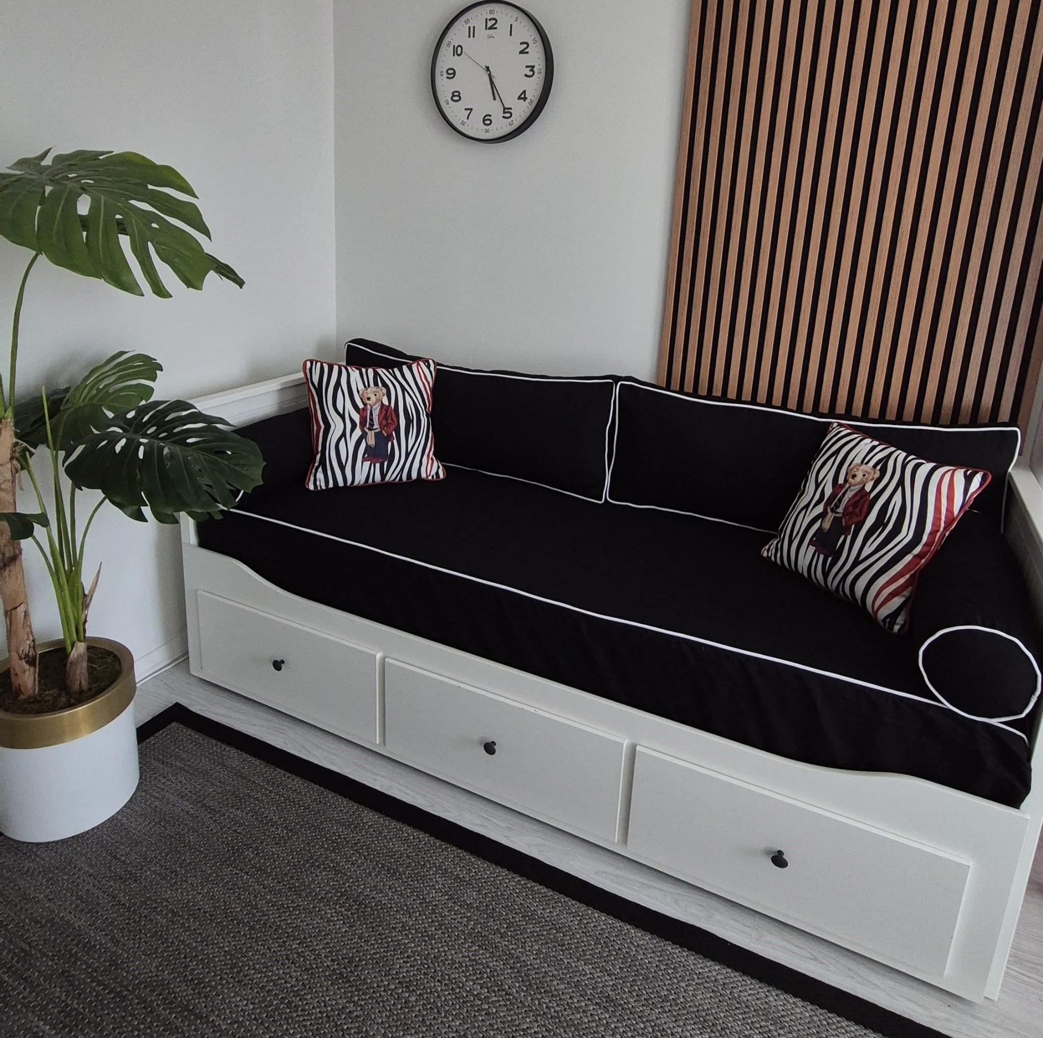 Sıvı İticili Keten Kumaş Fermuarlı Düz Model Divan Seti
