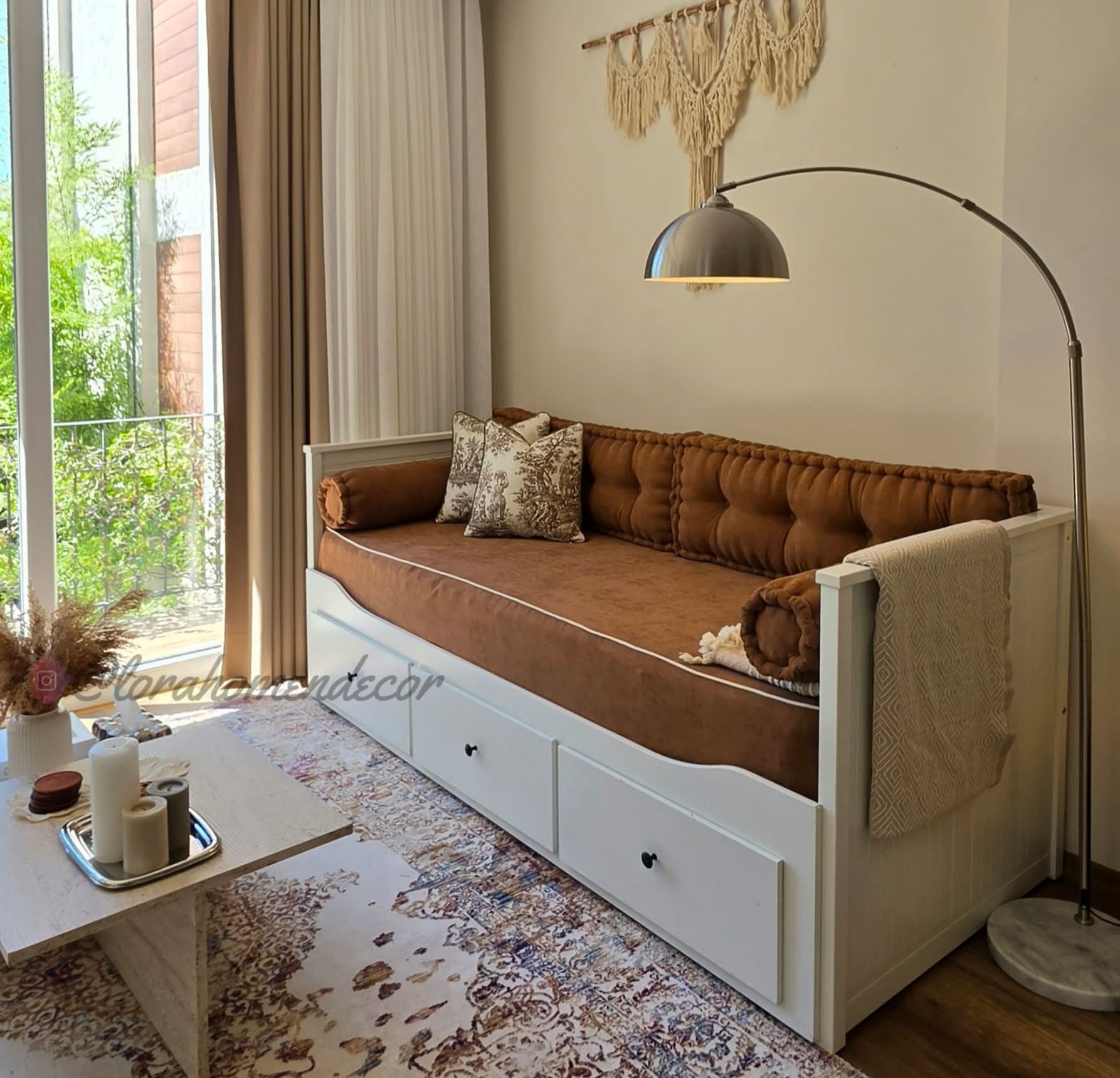 Soft Kumaş El İşçilikli Divan Seti