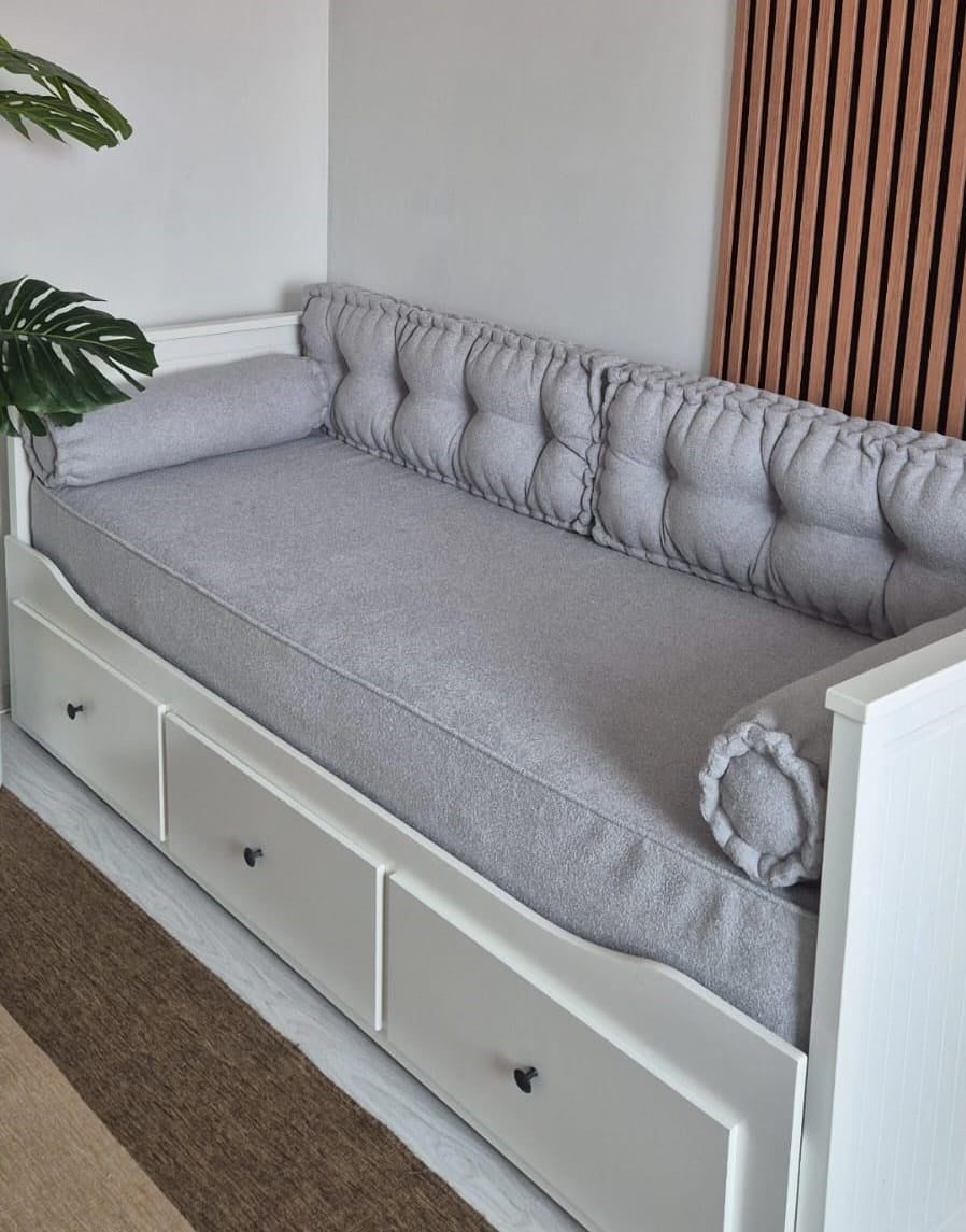 Teddy Kumaş El İşçilikli Divan Seti