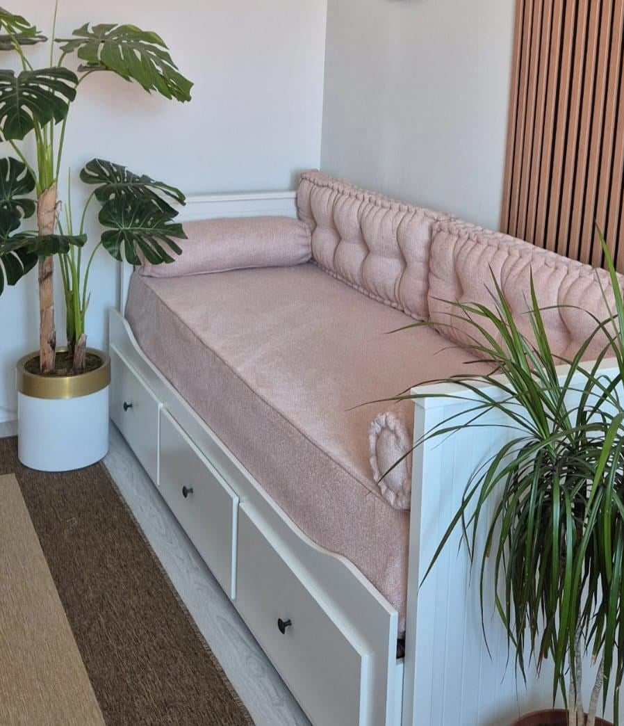Teddy Kumaş El İşçilikli Divan Seti