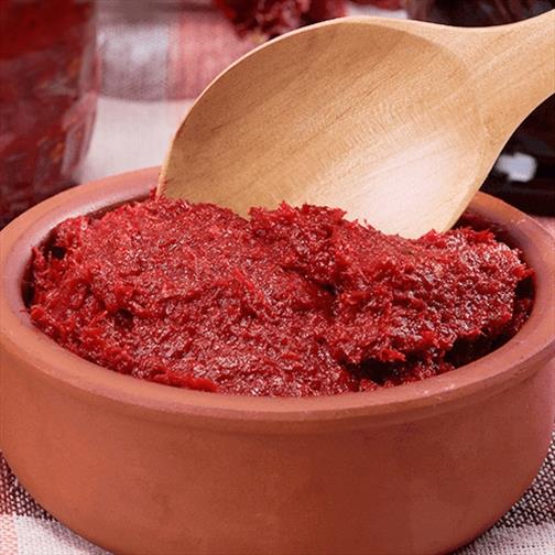 Tatlı Biber Salçası