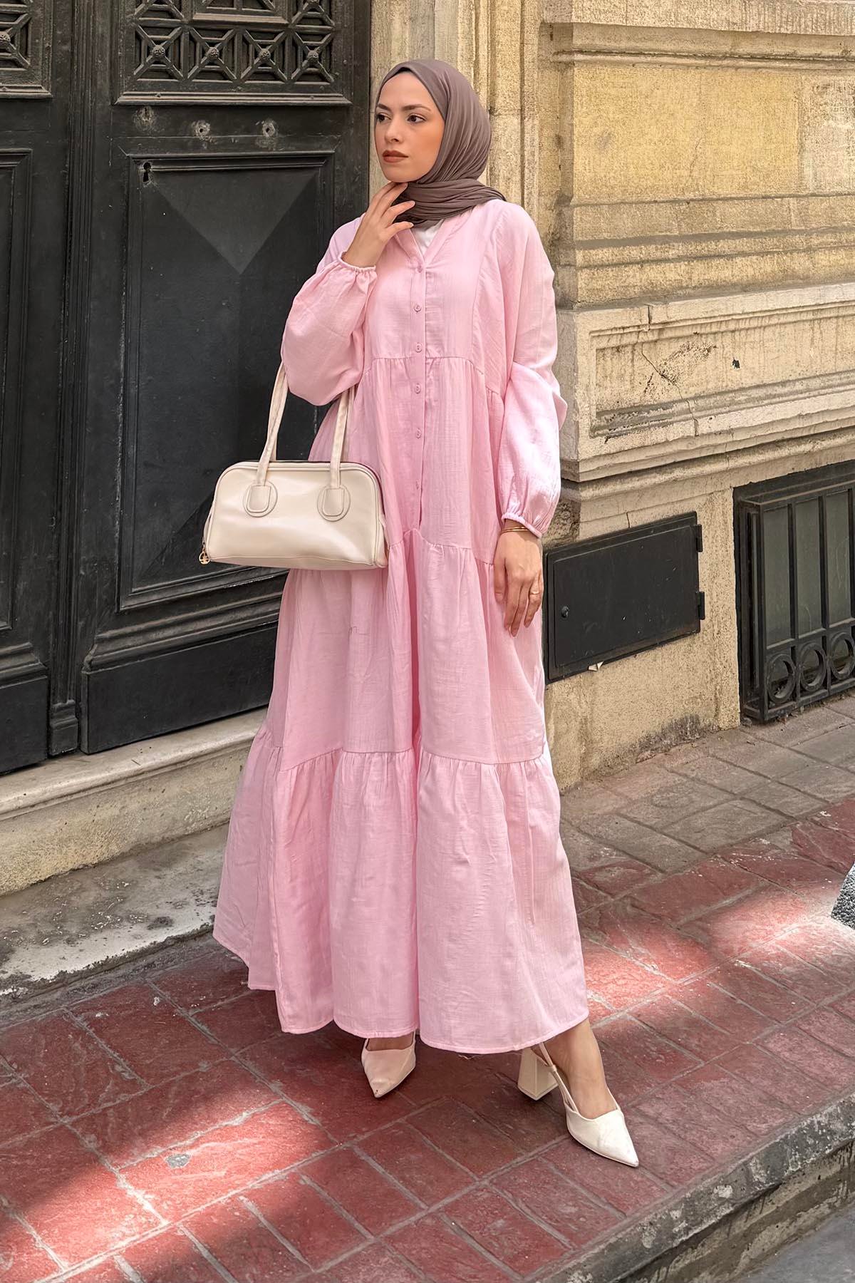 Ön Yarım Düğme Detaylı Müslin Kumaş Tesettür Elbise Pembe
