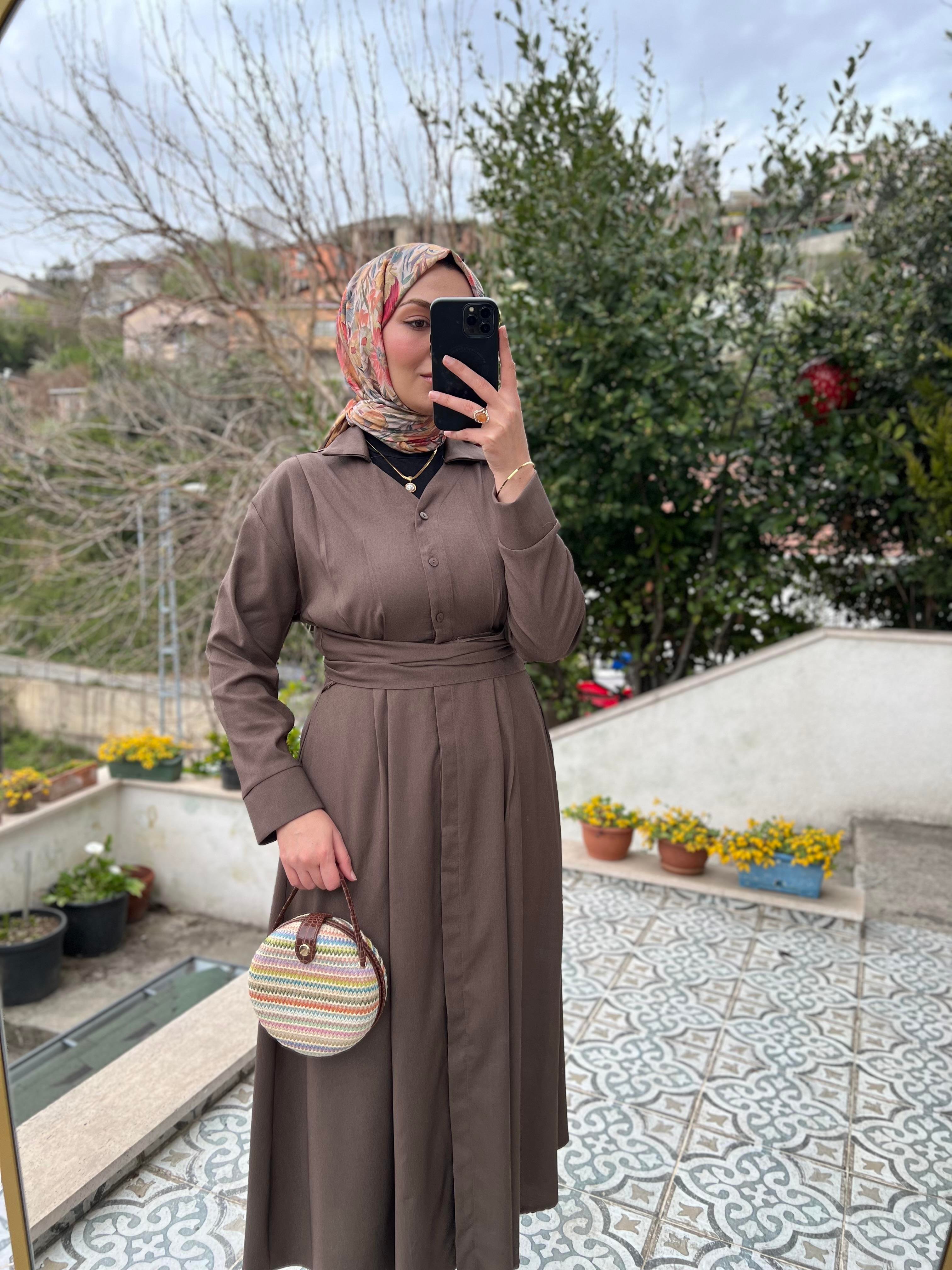 BAĞLAMALI KETEN ELBİSE KAHVE