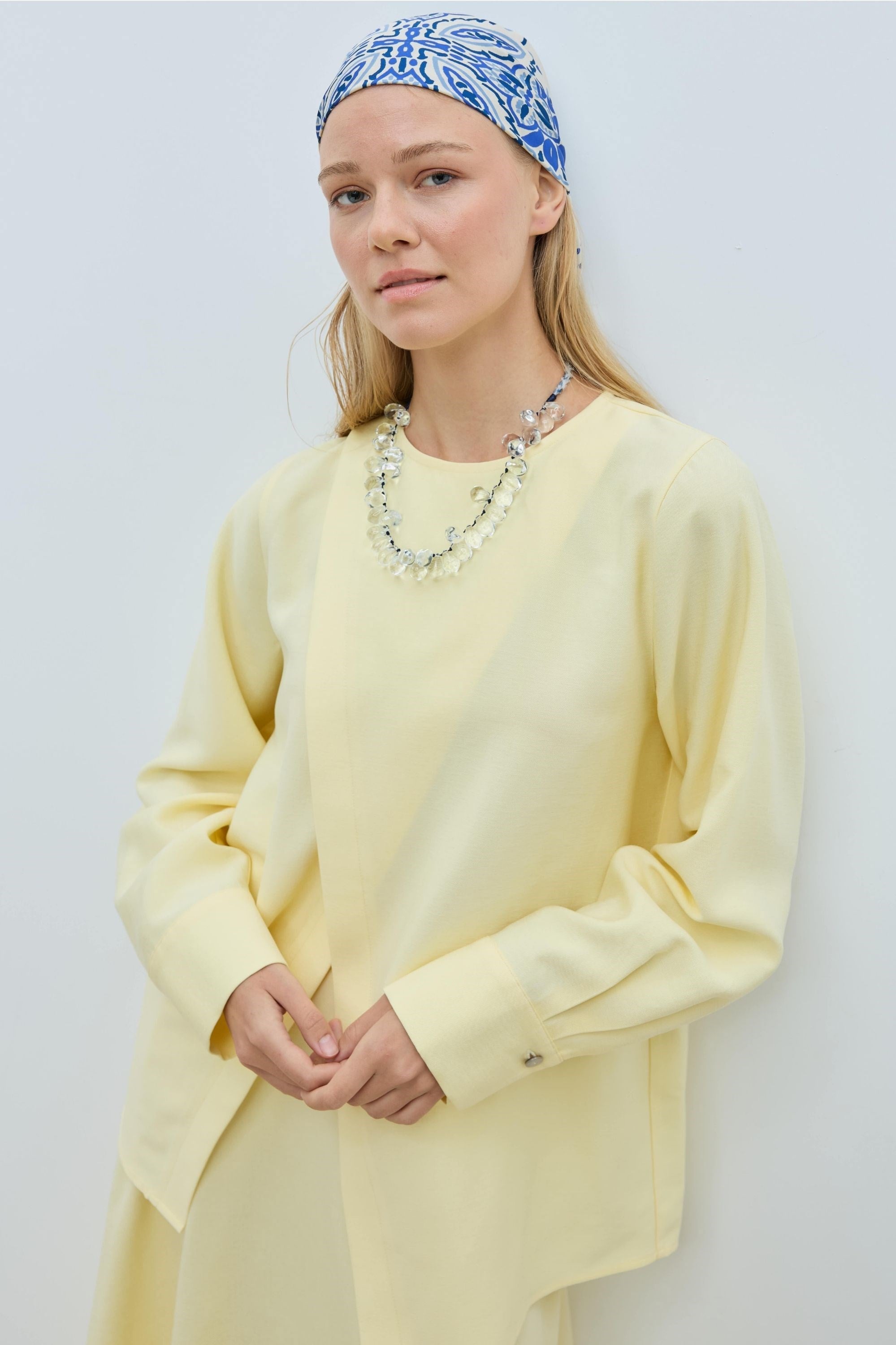 ASİMETRİK KESİM TENCEL PASTEL SARI BLUZ