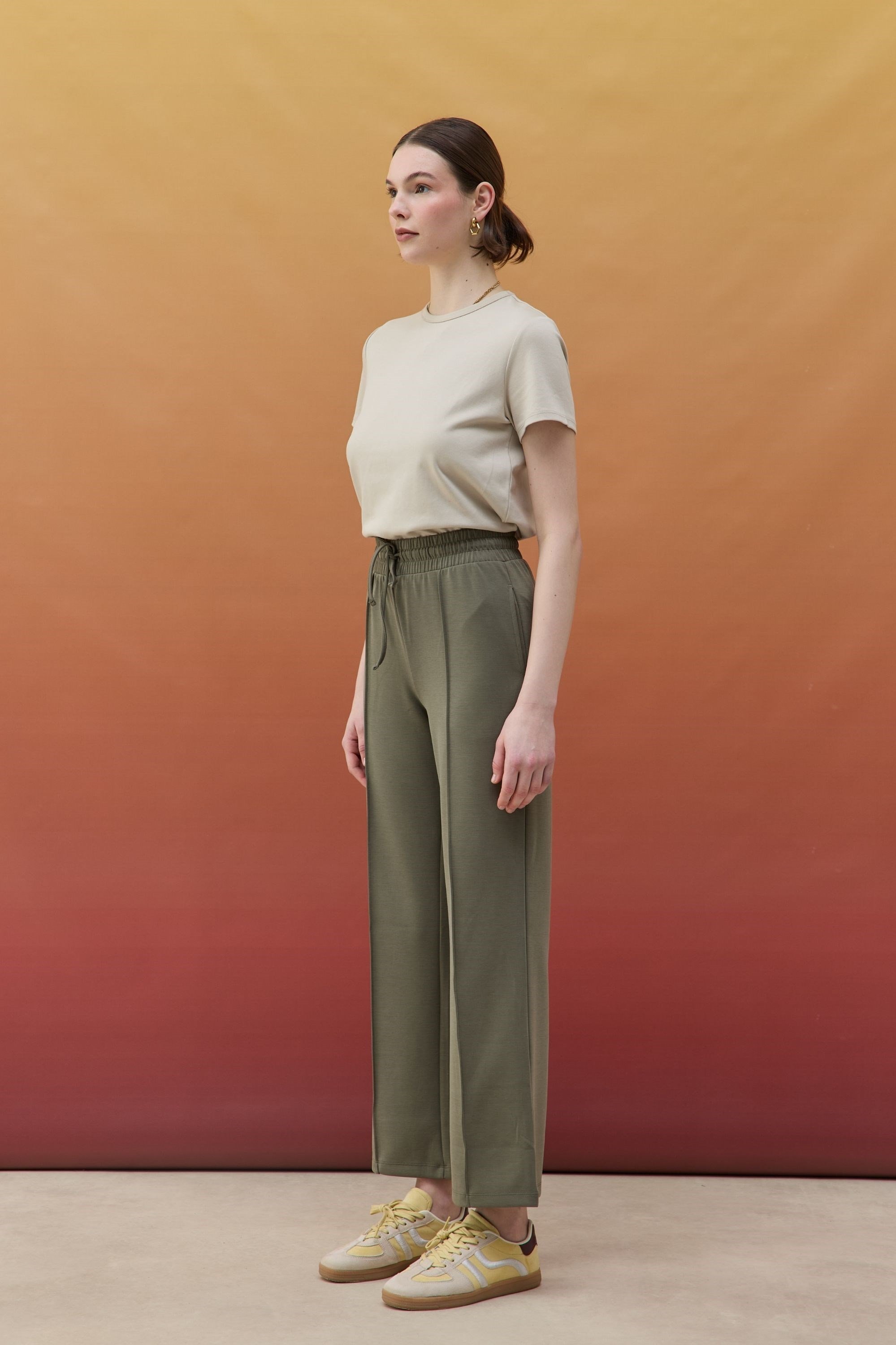 NEVÜRLÜ MODAL HAKİ BASIC PANTOLON