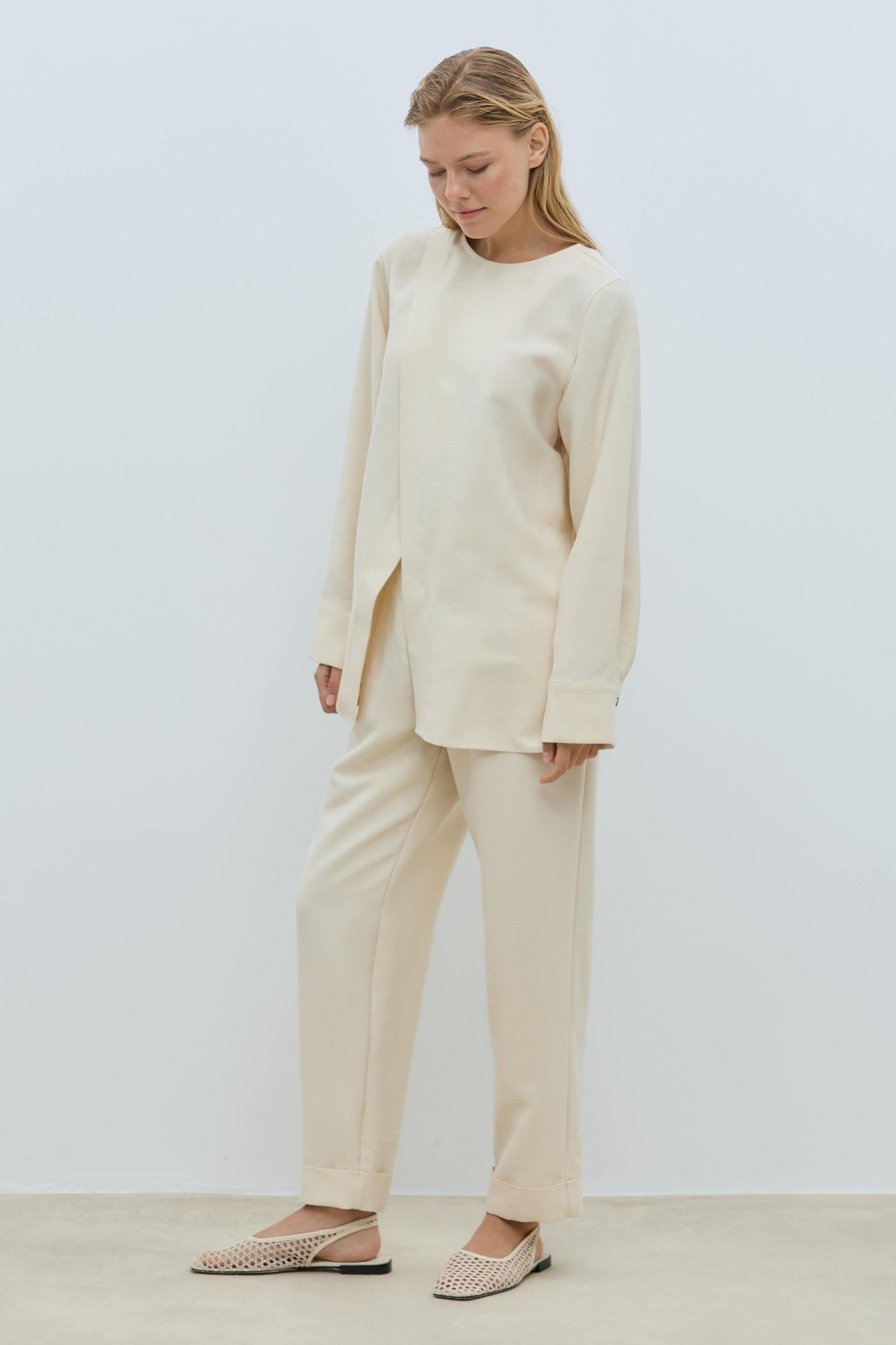 PİLE DETAYLI TENCEL VANİLYA PANTOLON