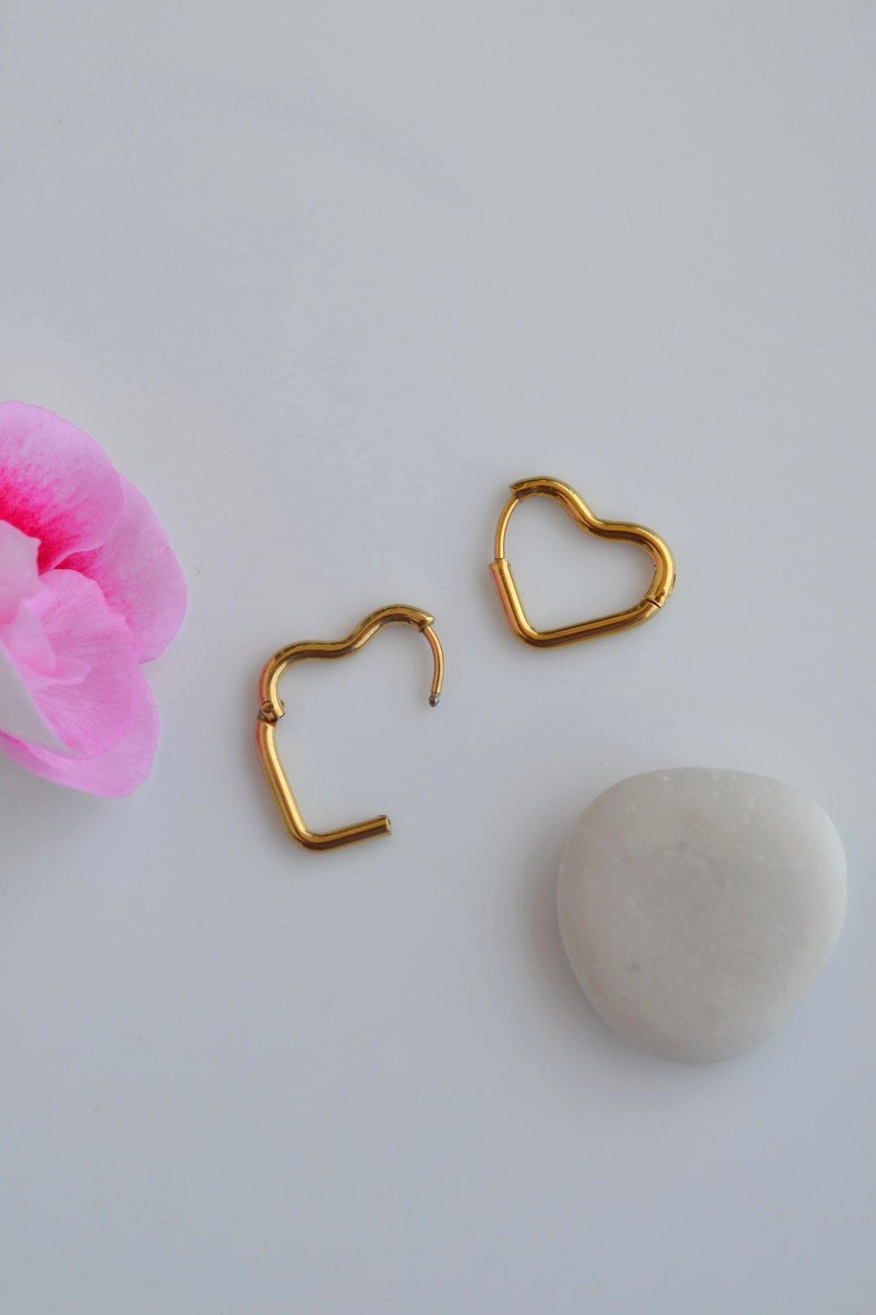 14 mm Çelik Kalp Model Küpe Gold Renk