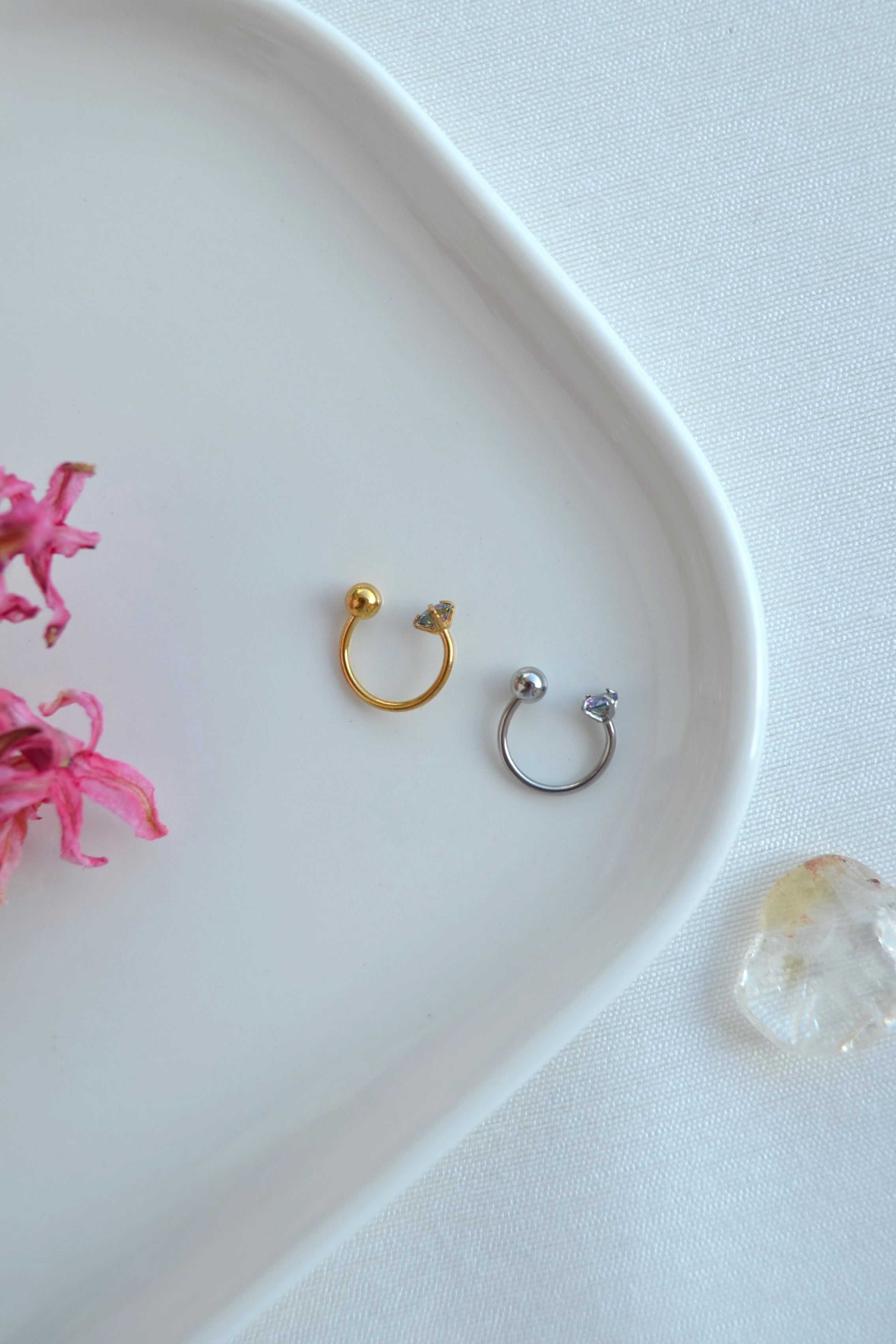 316 L Çelik Hologram Taşlı Hızma Piercing 8 mm Burun Helix Tragus Kıkırdak Küpe