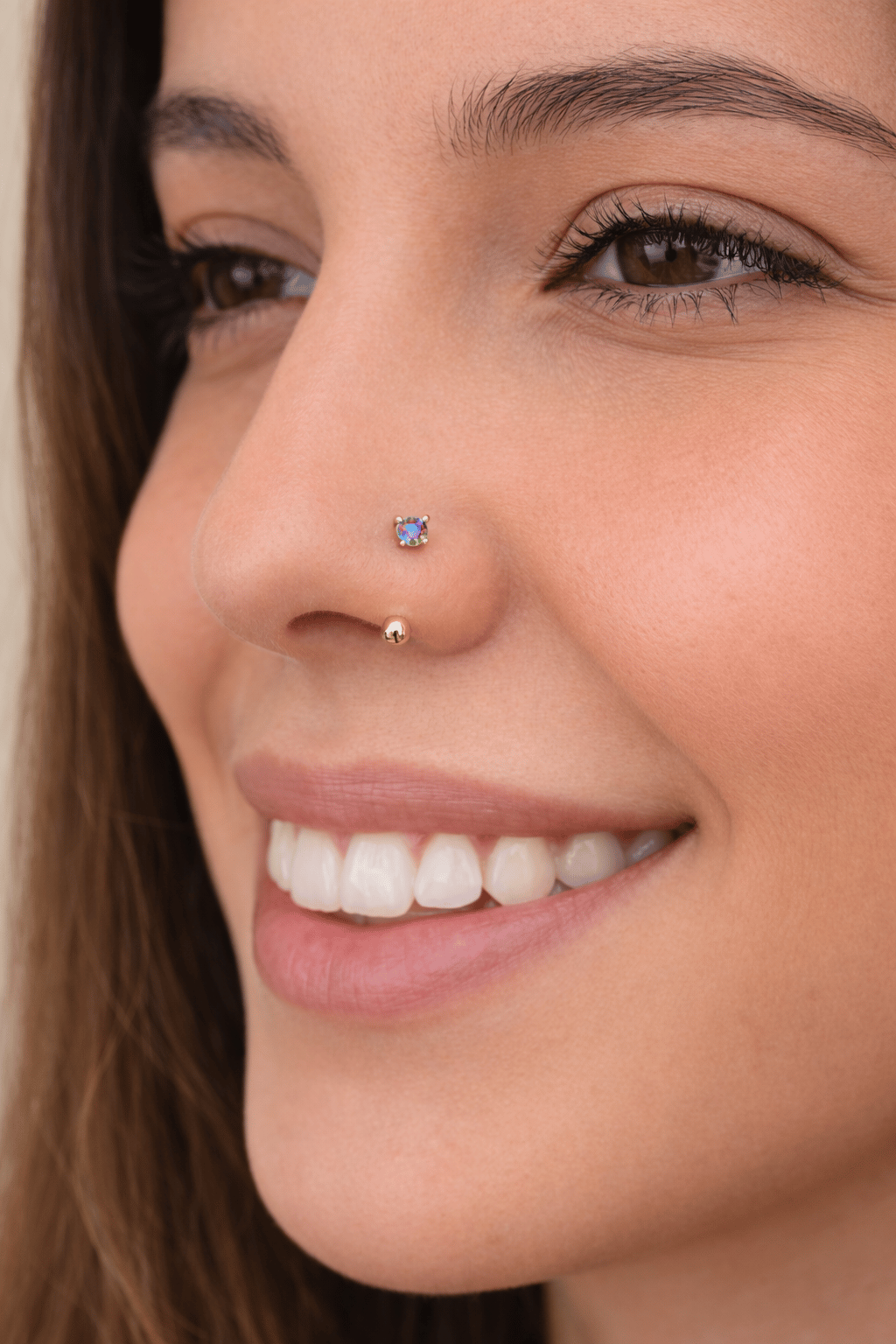 316 L Çelik Smiley Hızma Burun Piercingi Hologram Renk Taşlı