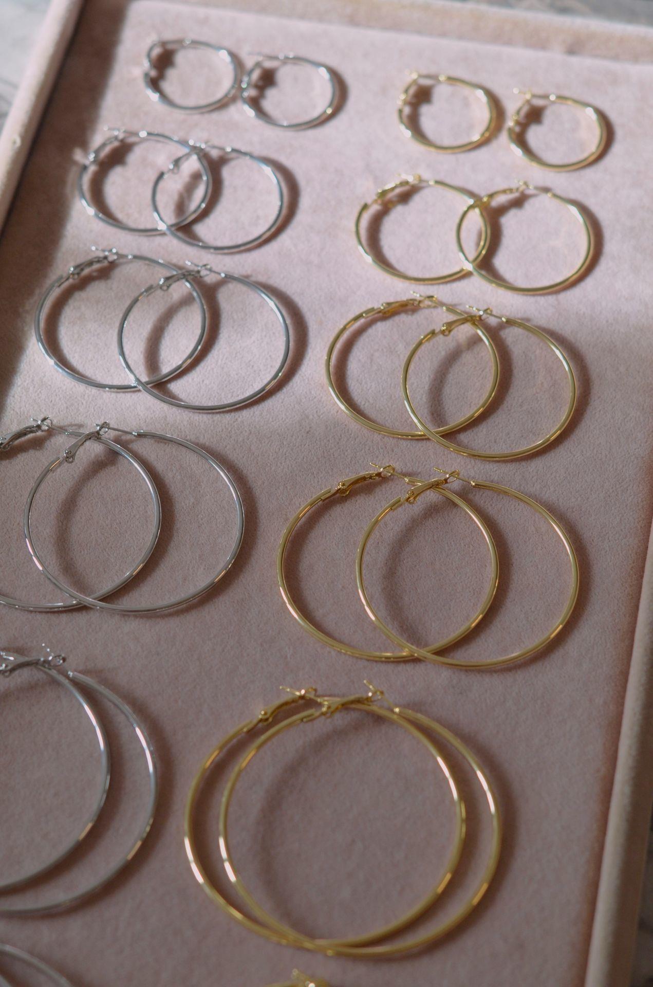 76 mm Gold Düz İnce Halka Küpe