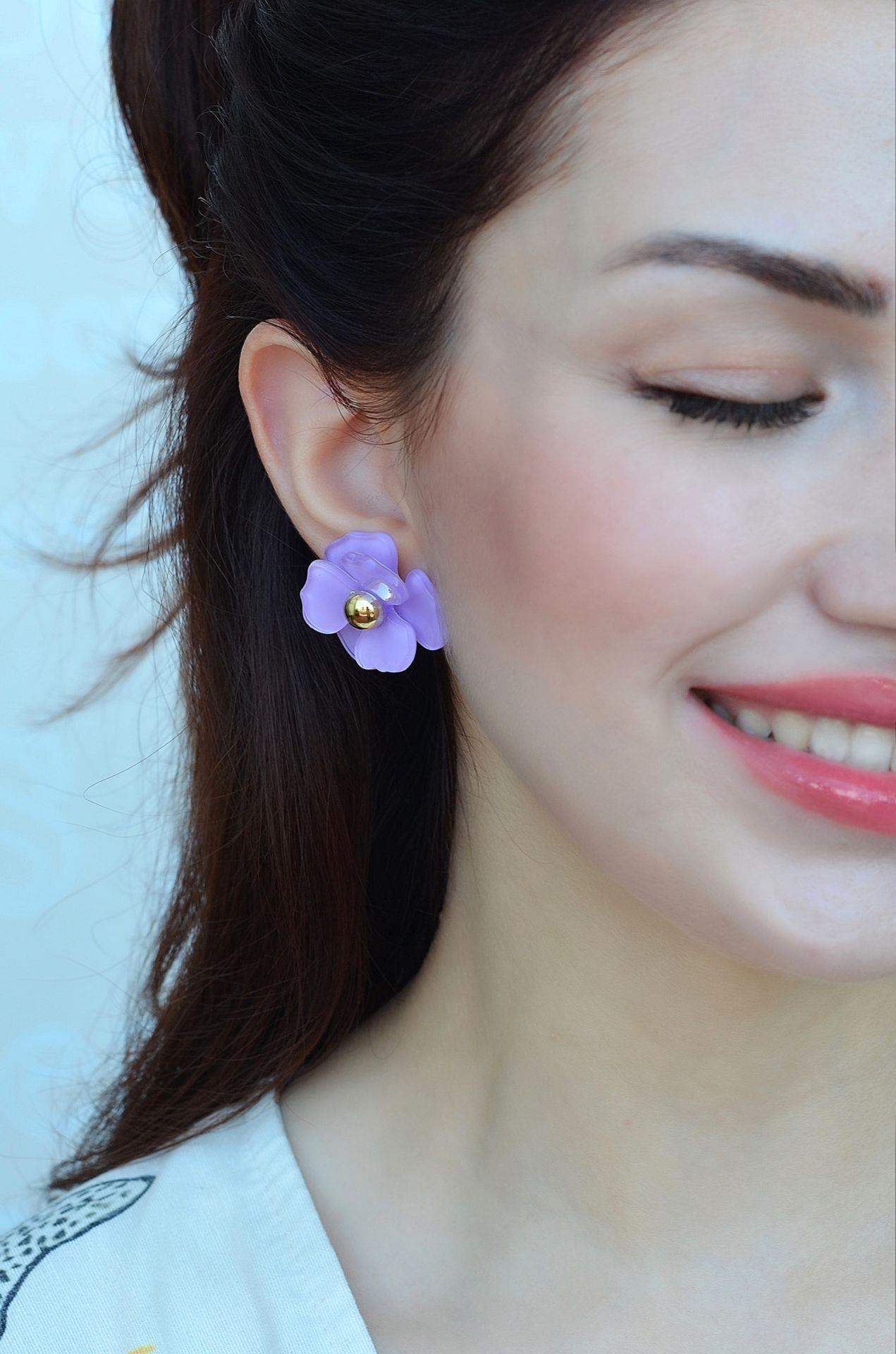 Açık Mor Lila Çiçek Küpe