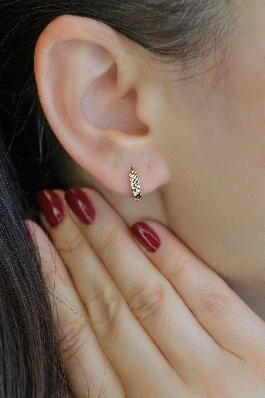 Altın Model Mini Halka Küpe