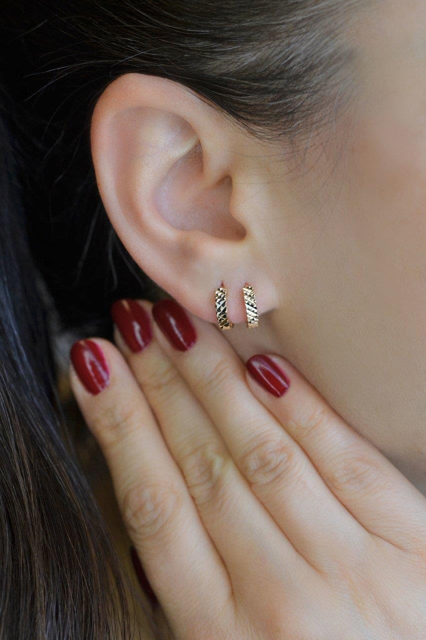 Altın Model Mini Halka Küpe