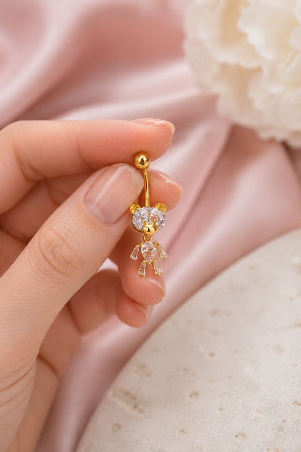 Altın Renkli Ayıcık Model Taşlı Çelik Göbek Piercing