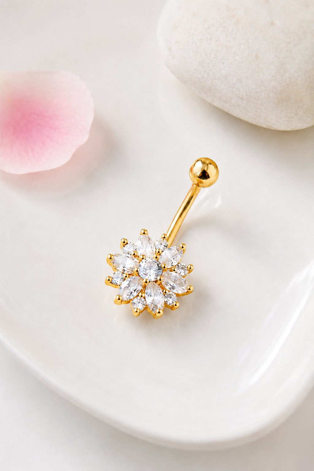 Altın Renkli Çiçek Model Taşlı Çelik Göbek Piercing