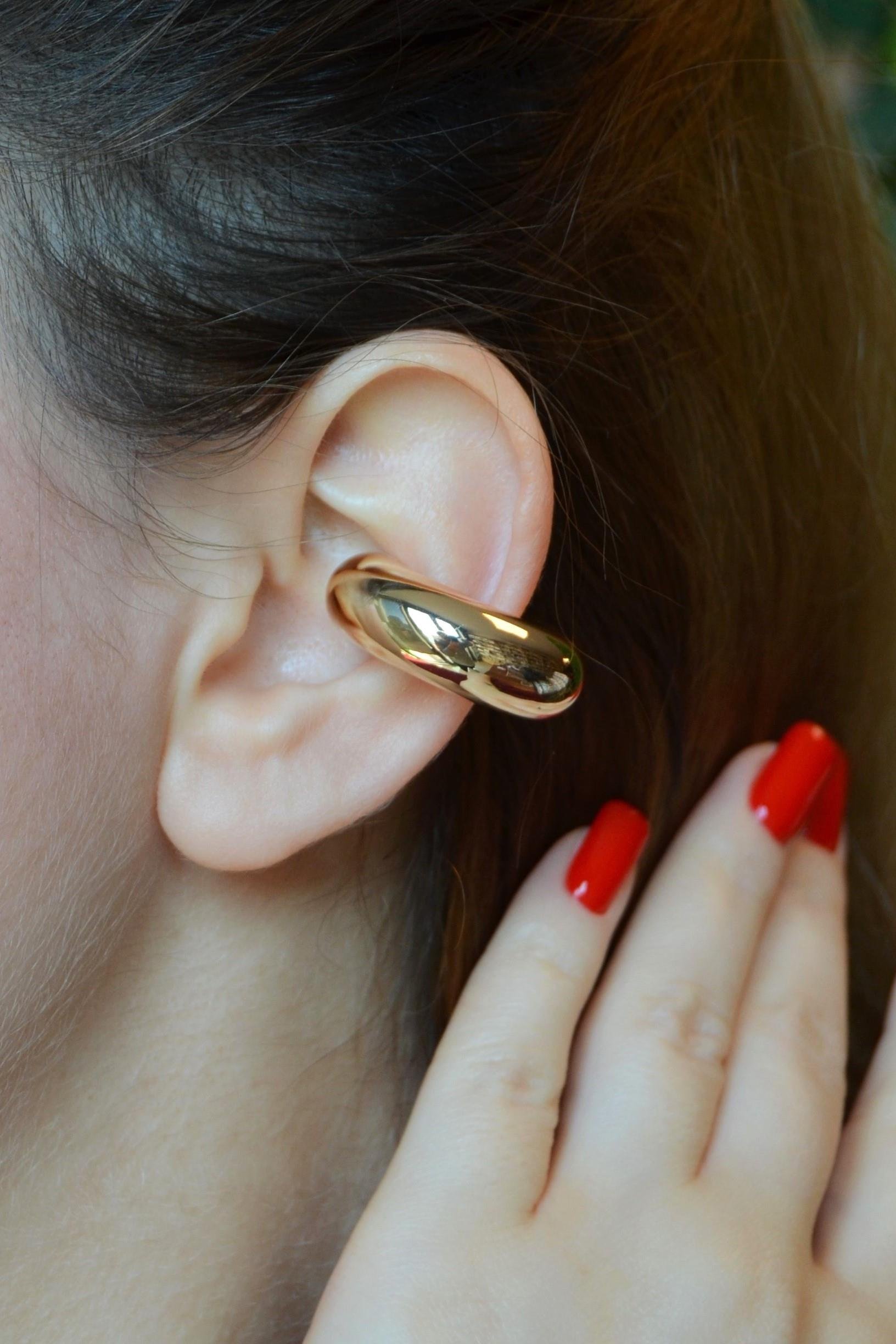 Büyük Bombeli Earcuff Büyük Halka Geçirmeli Kıkırdak Küpesi Gold Renk