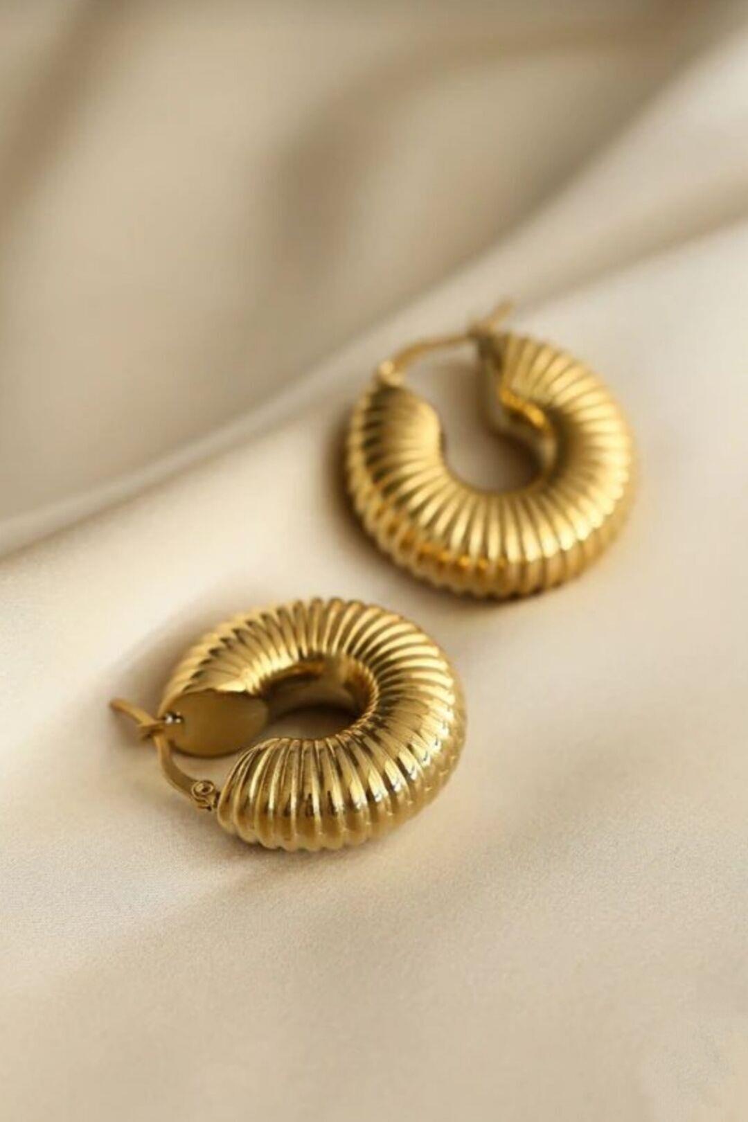 Büyük Bombeli Halka Küpe Geniş Halka Küpe Gold Renk