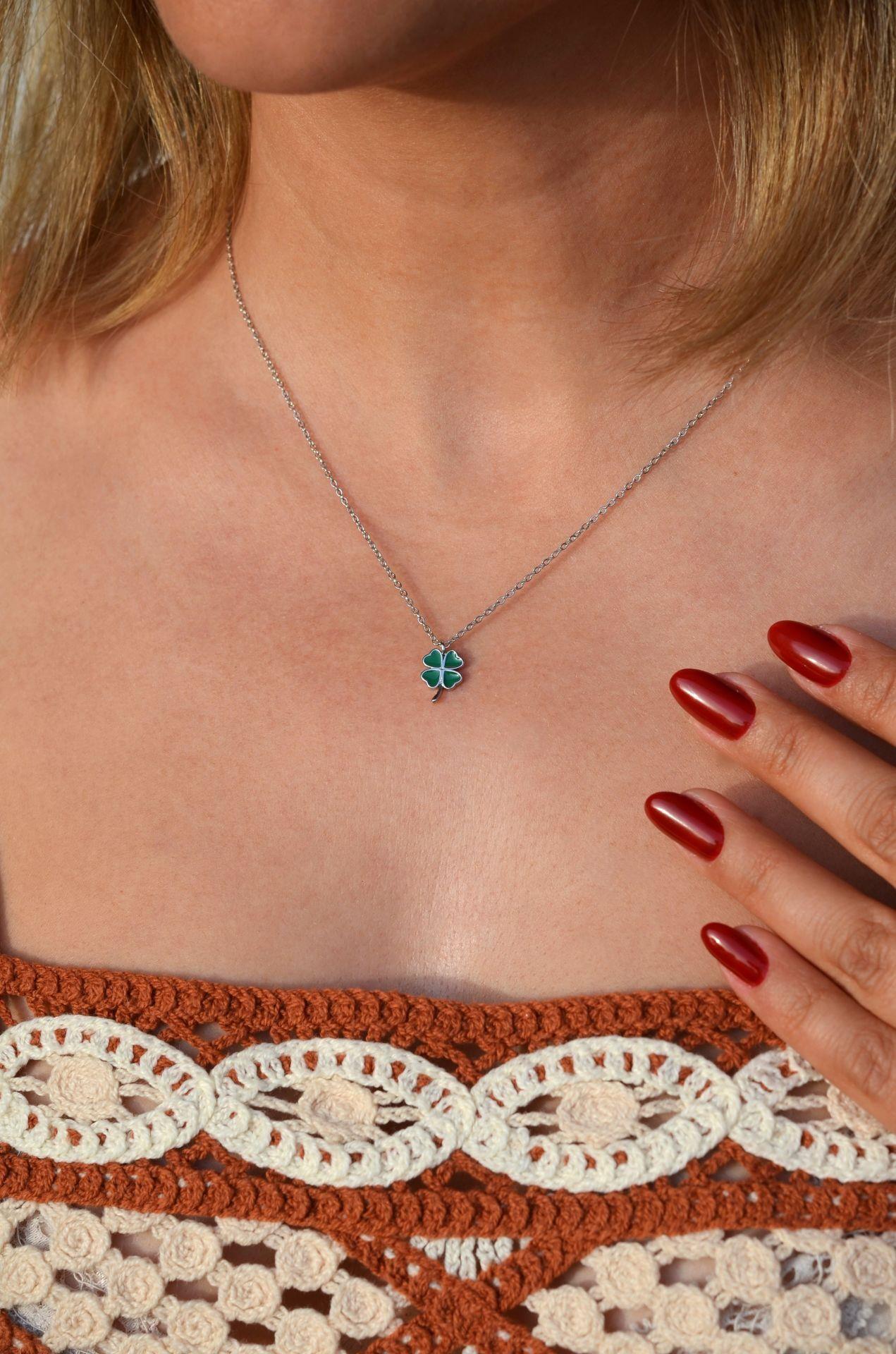 Çelik Minimal Dört Yapraklı Yonca Kolye Gümüş Renk Yonca Şans Kolyesi