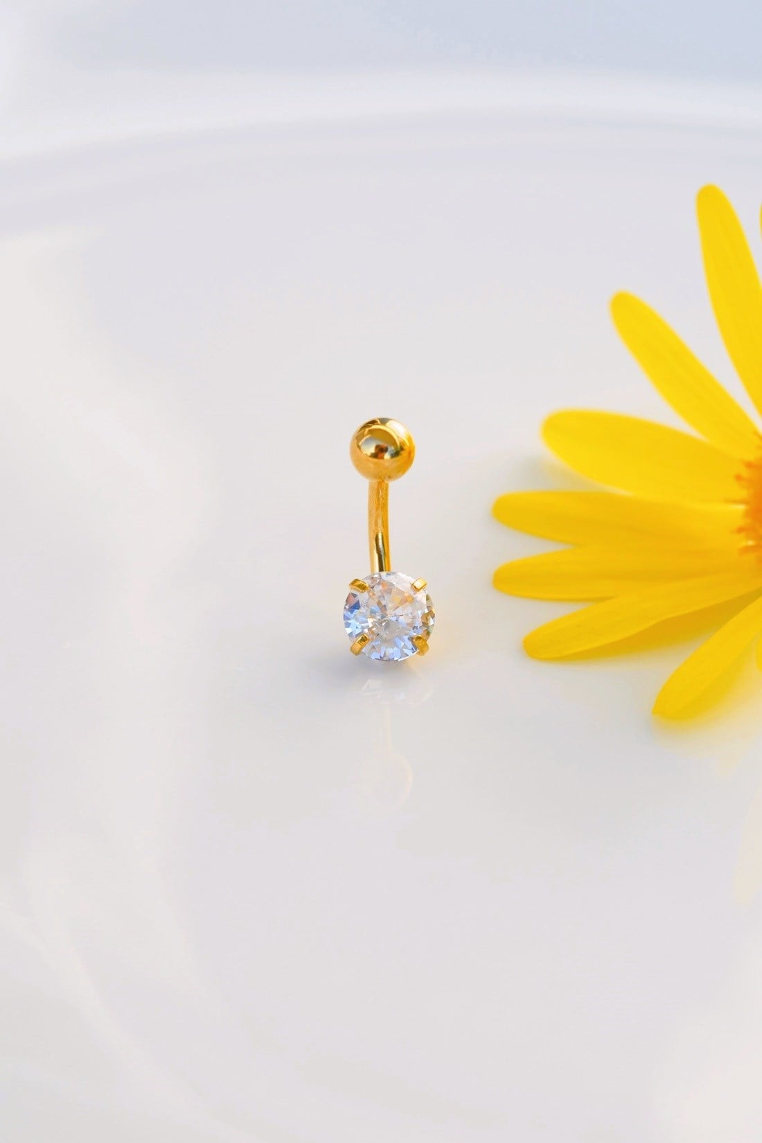 Çelik Minimal Tektaş Göbek Piercingi Zirkon Taşlı