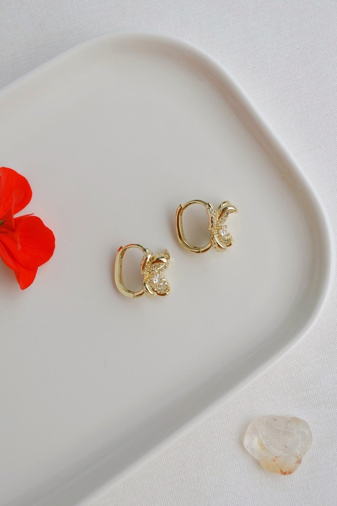 Çiçek Taşlı Halka Küpe Xuping 14K Gold Renk Uzun Ömürlü Küpe