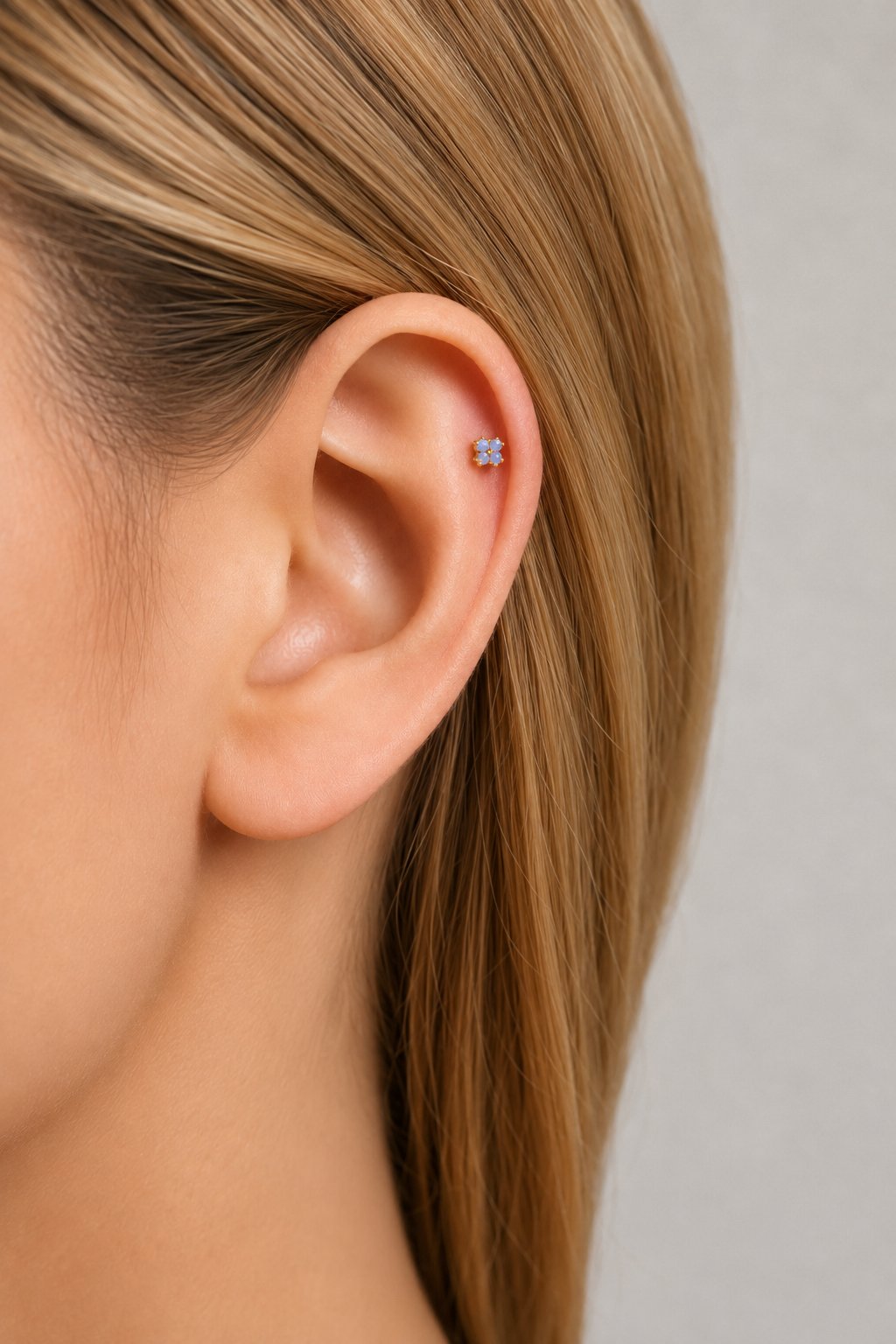 Çok Mini Çiçekli Helix Piercing Tragus Kıkırdak Piercing
