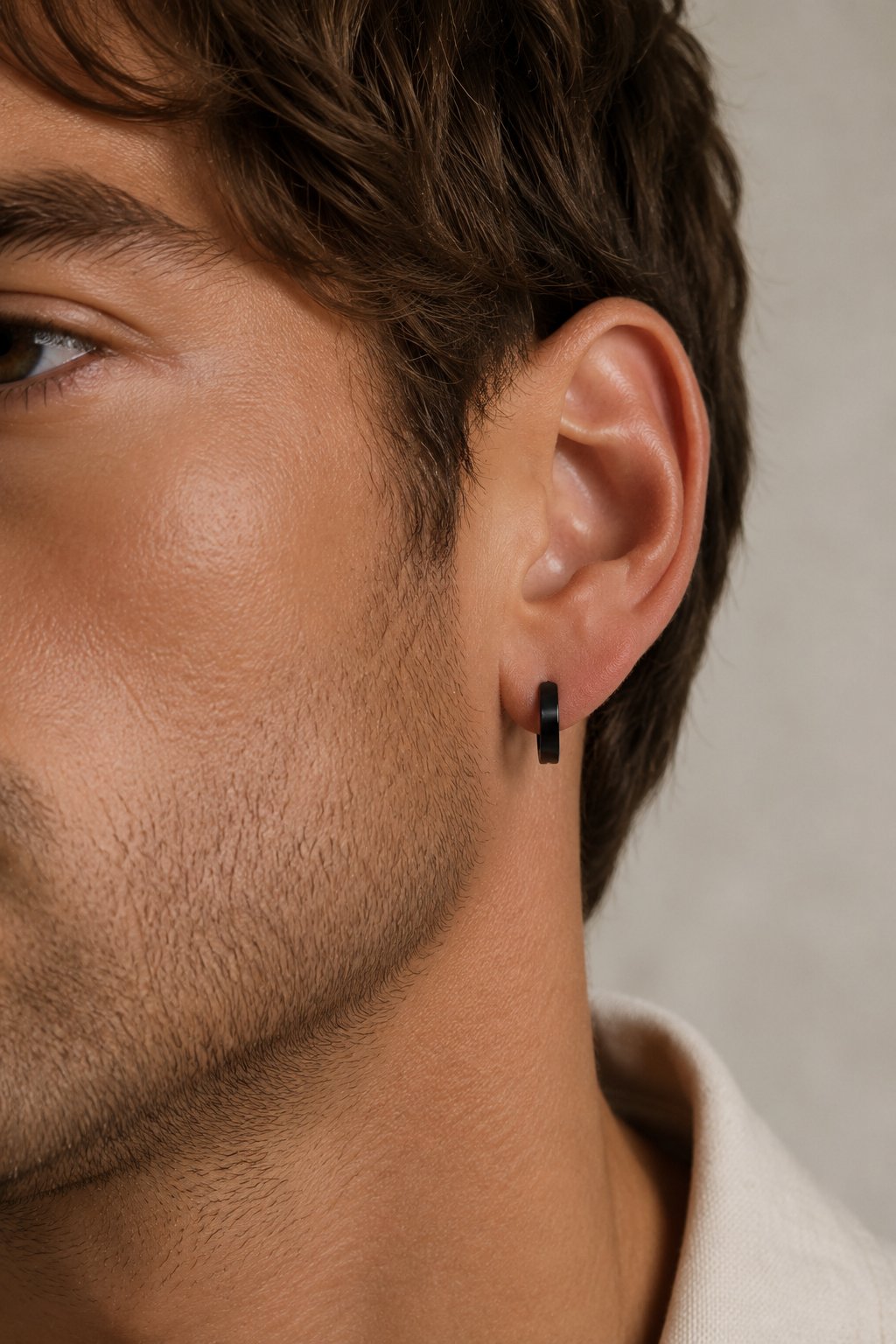Deliksiz Siyah Çelik Halka Küpe ve Ear Cuff Sıkıştırmalı Erkek Küpe 1 Adet