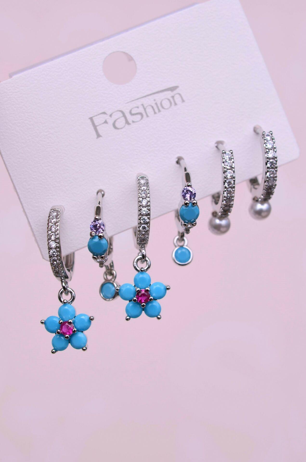 Firuze Mavi Çiçekli Küpe Seti 6 Parça Gümüş Renkli