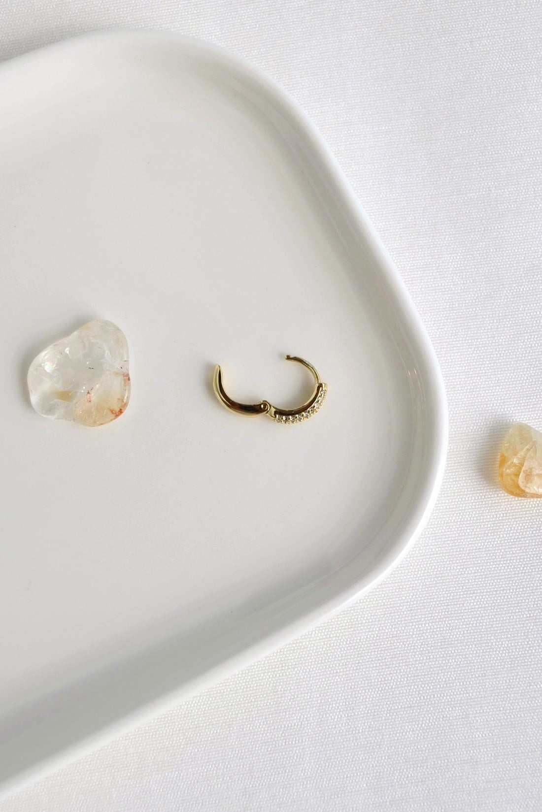 Gold Bombeli Taşlı Halka Piercing Tragus Forward Helix Daith Helix