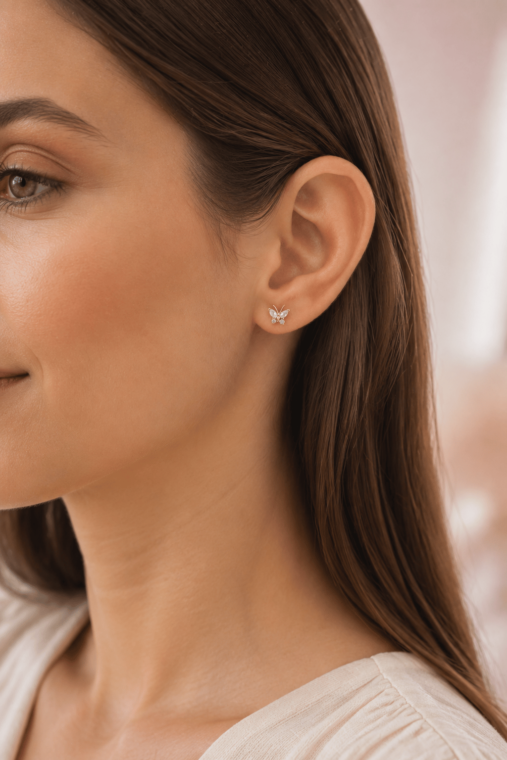 Gold Renkli Kelebek Figürlü Piercing Helix Kıkırdak Conch Lob