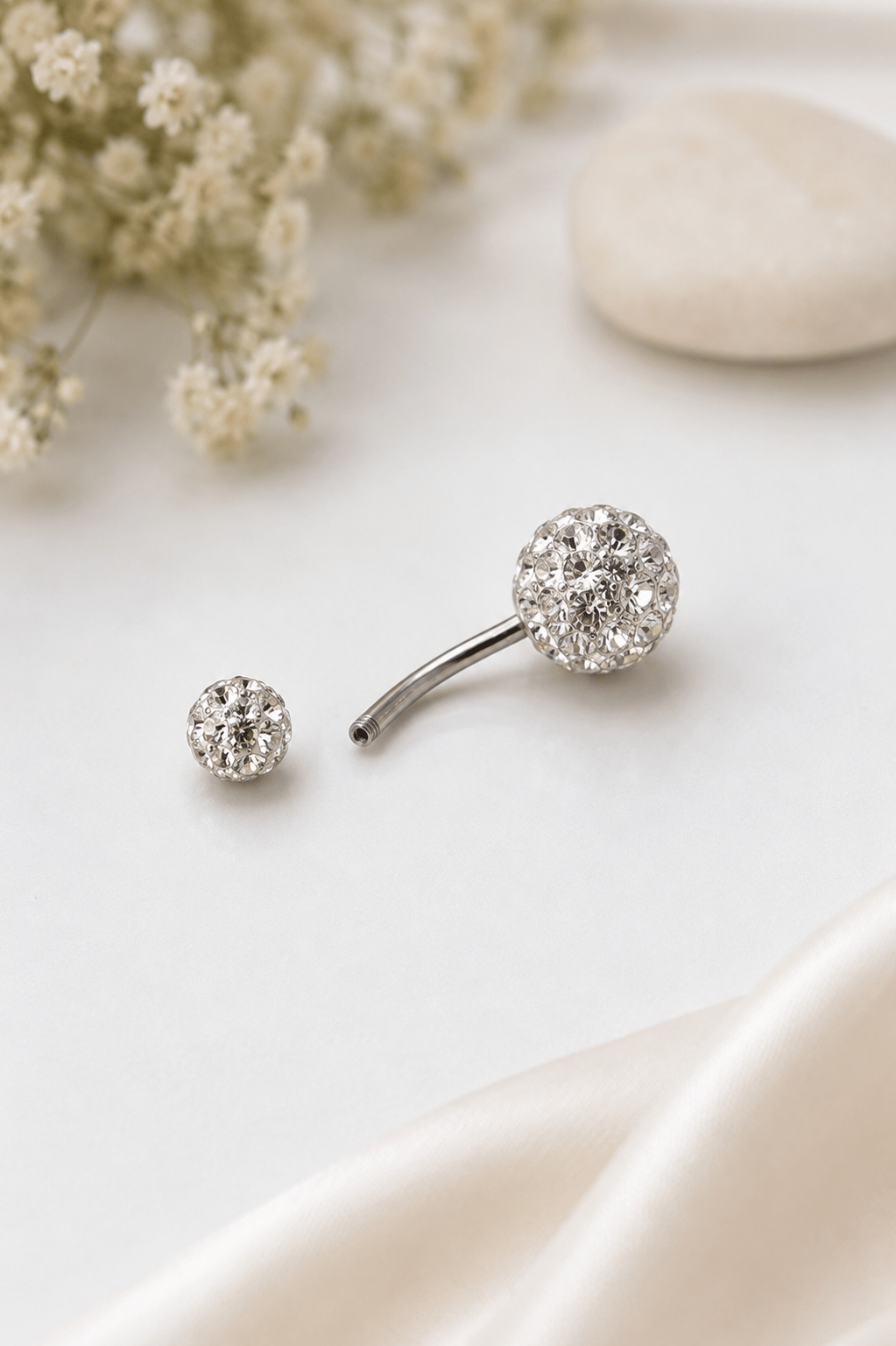 Gümüş Renk Işıltılı Top Çelik Göbek Piercing