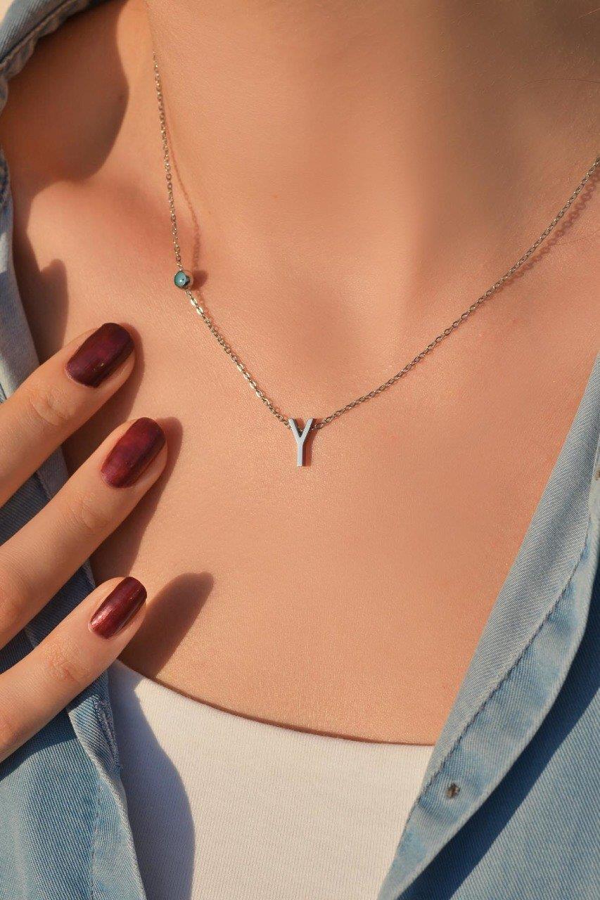 Gümüş Renkli Çelik Harf Kolye Y