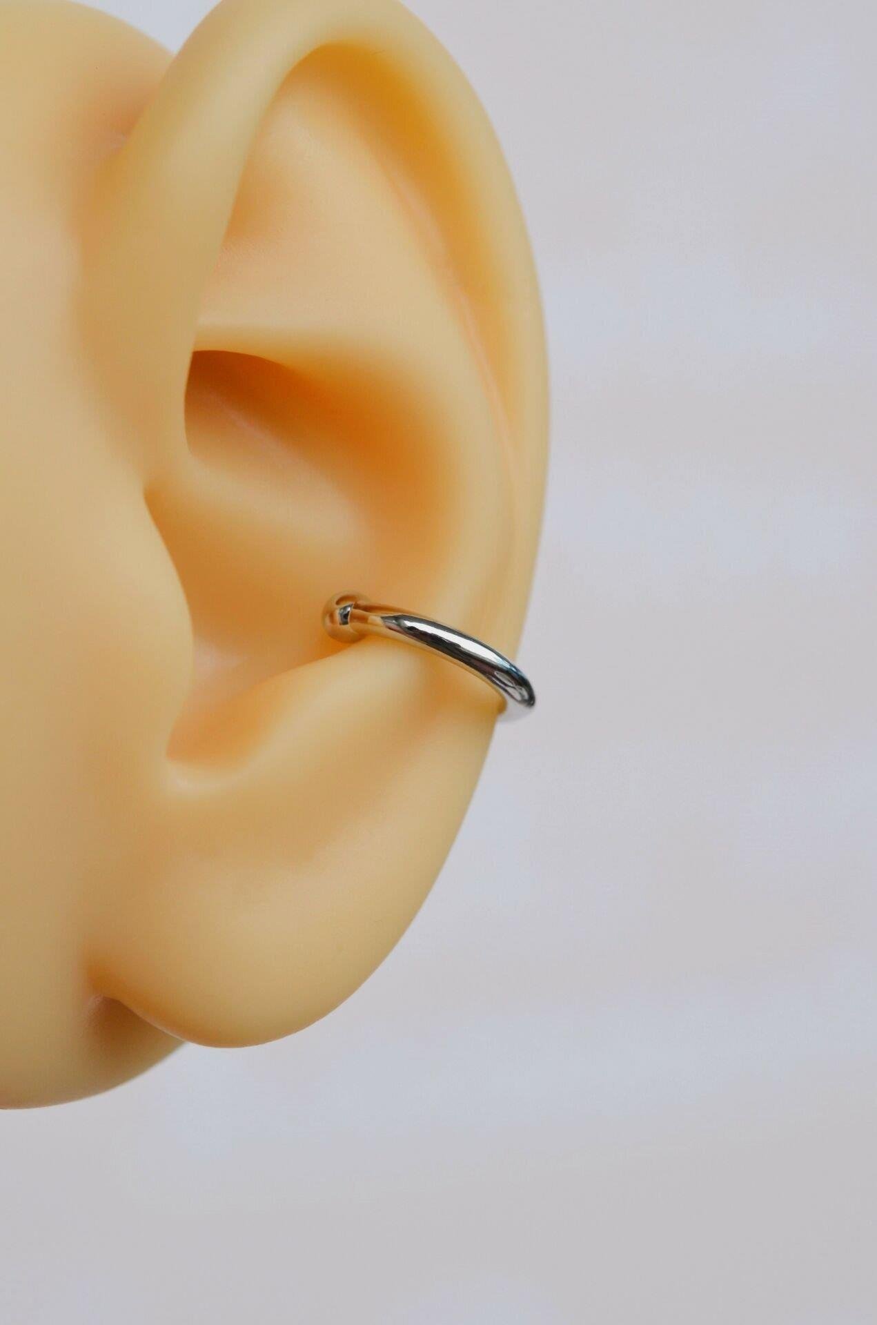 Gümüş Renkli Düz Sıkıştırmalı Kıkırdak Küpesi Earcuff