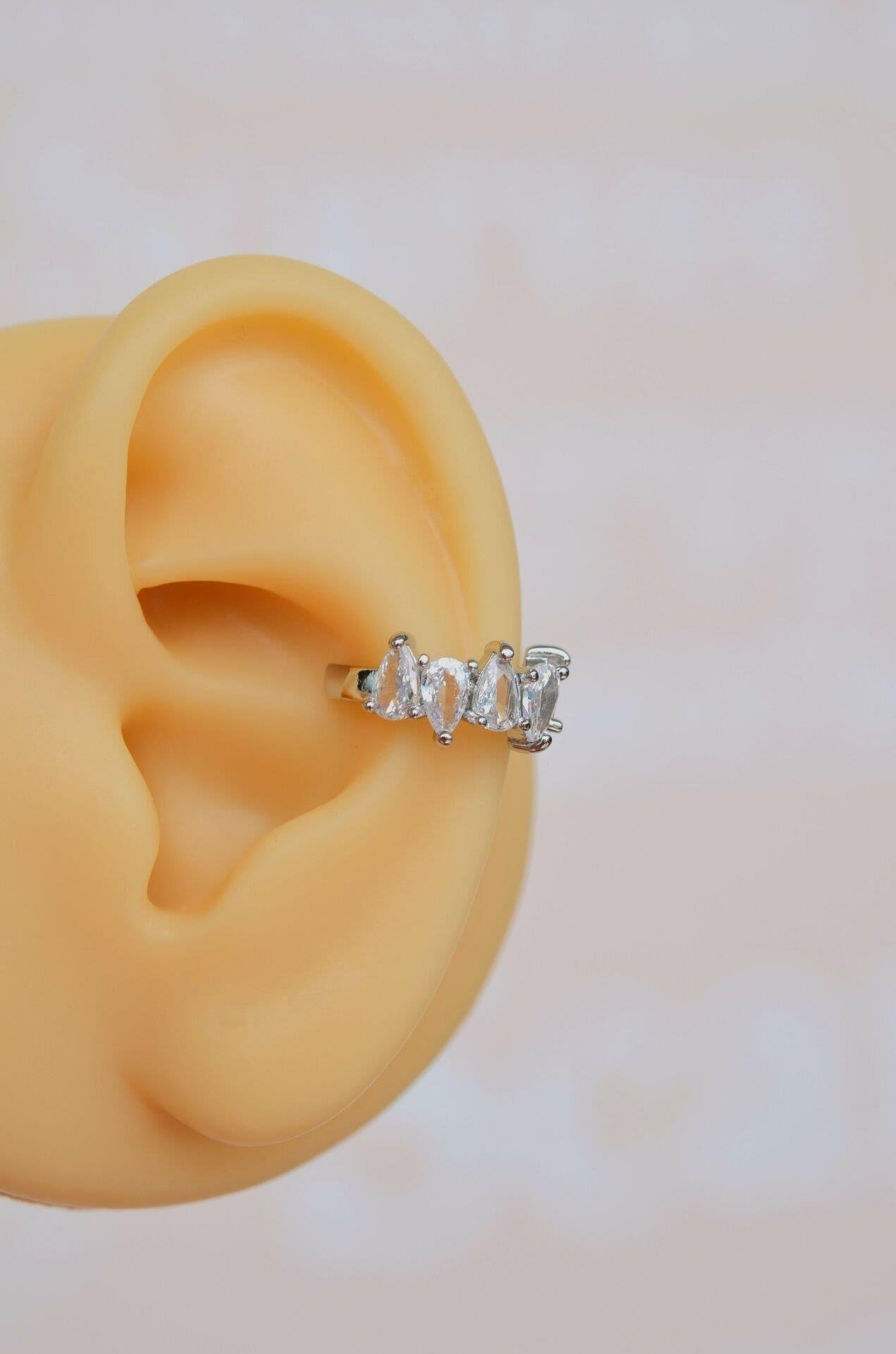 Gümüş Renkli Su Yolu Işık Seli Küpe Seti 6 Parça