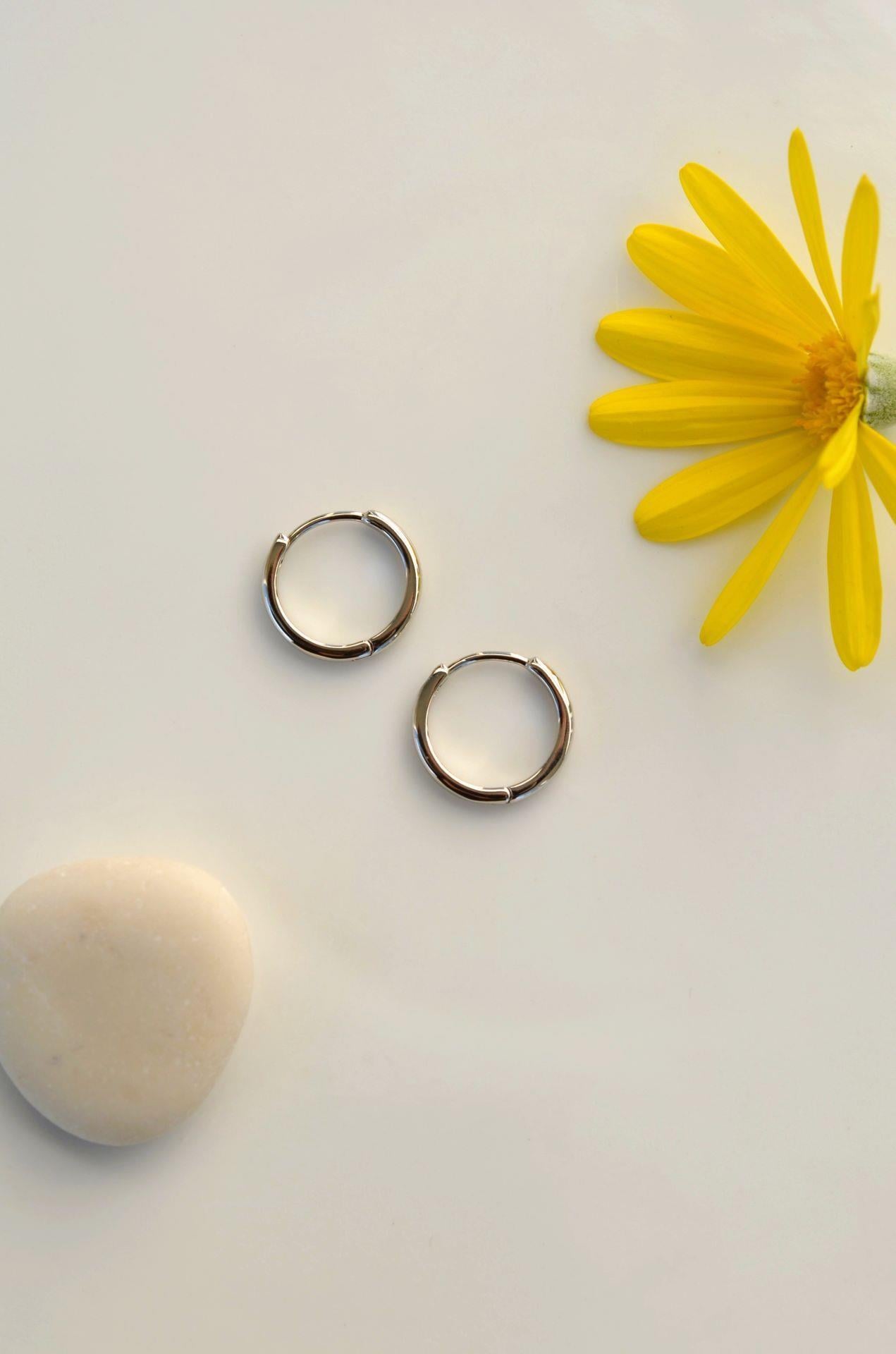 Günlük Kullanıma Uygun Düz Mini Halka Küpe Gümüş Renk