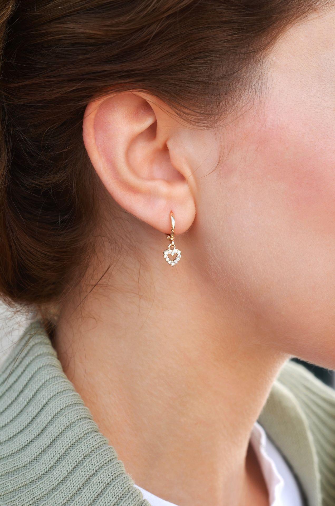 İçi Boş Kalp Sallantılı Minicik Halka Küpe Kalpli Mini Küpe