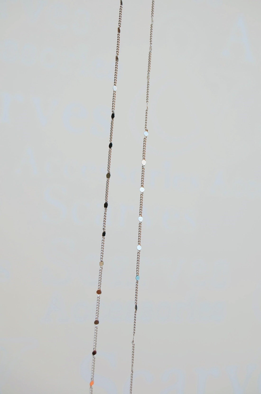 Işıltılı Pullu İnce Zincir Kolye 45 cm Gümüş Renk