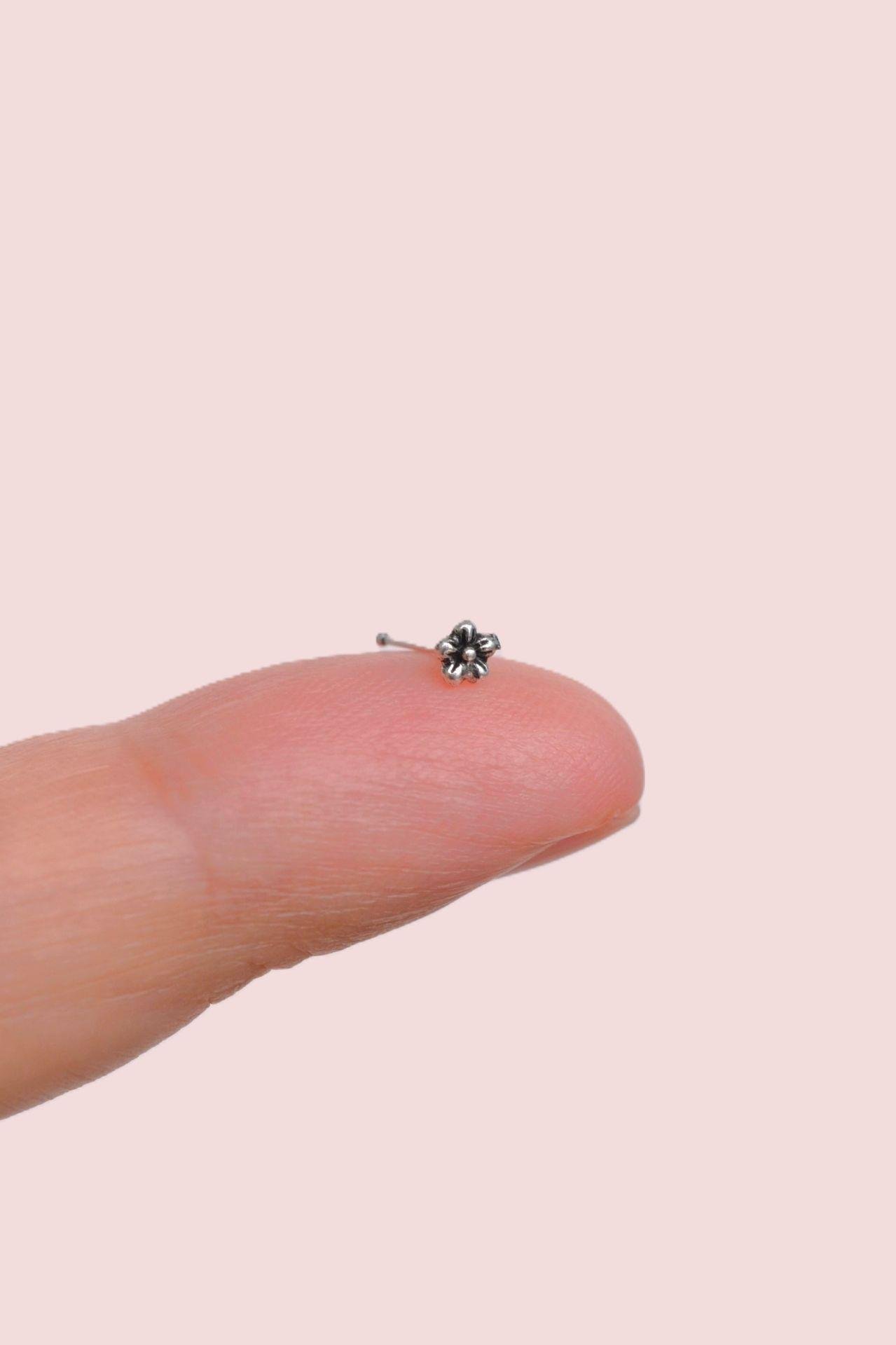 İthal 925 Ayar Eskitme Dokulu Çiçekli Gümüş Hızma