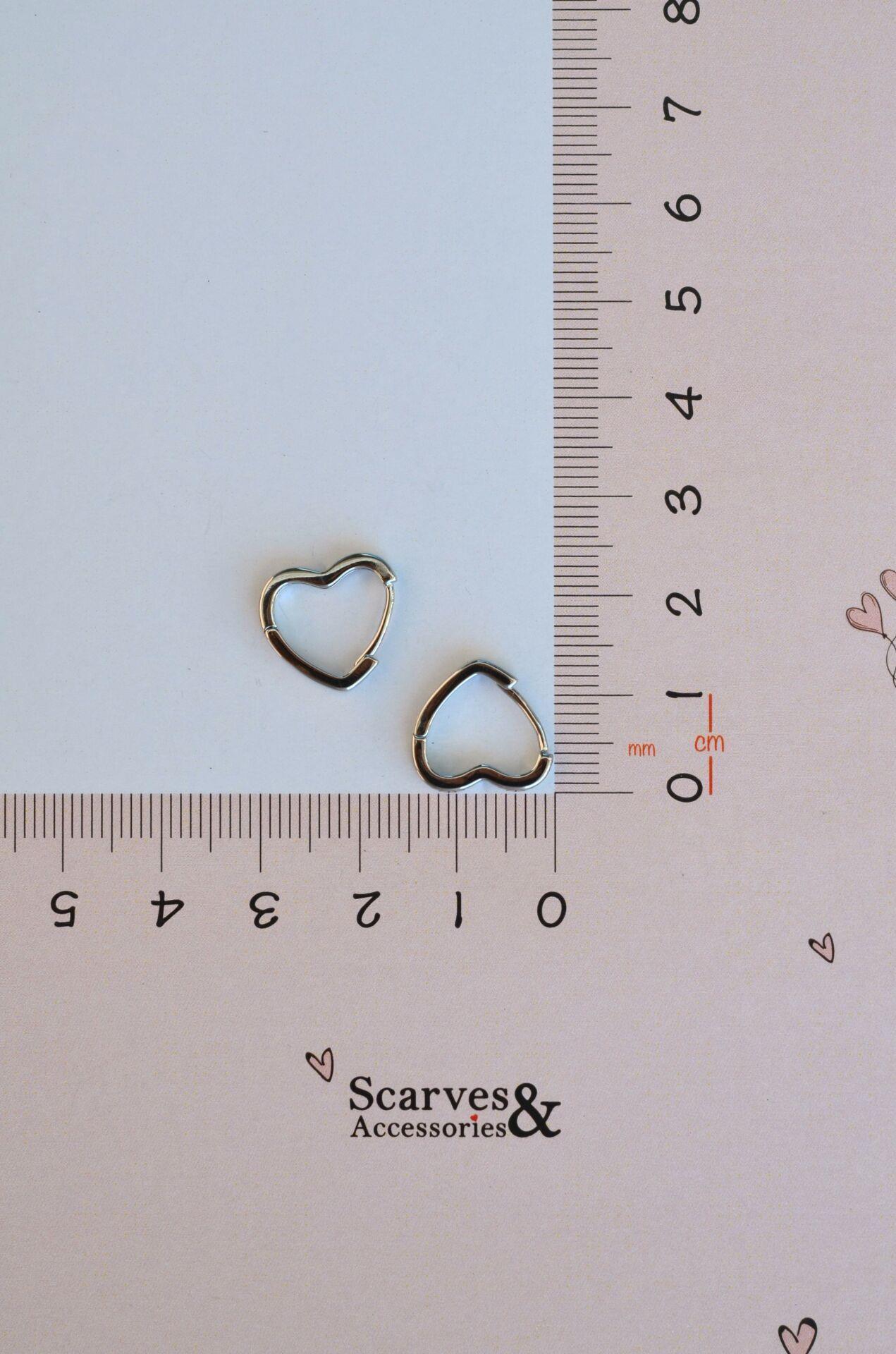 Kalp Model Mini Küpe Gümüş Renkli