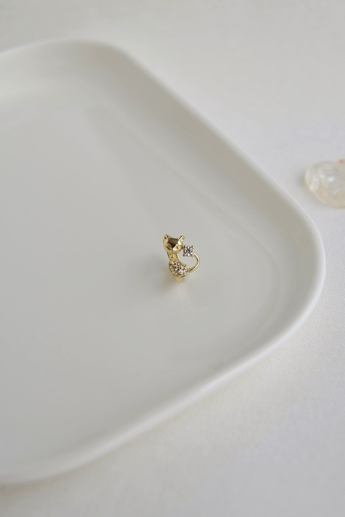 Kedi Figürlü Halka Piercing Tragus Helix Kıkırdak Lob Küpesi Tek Adet