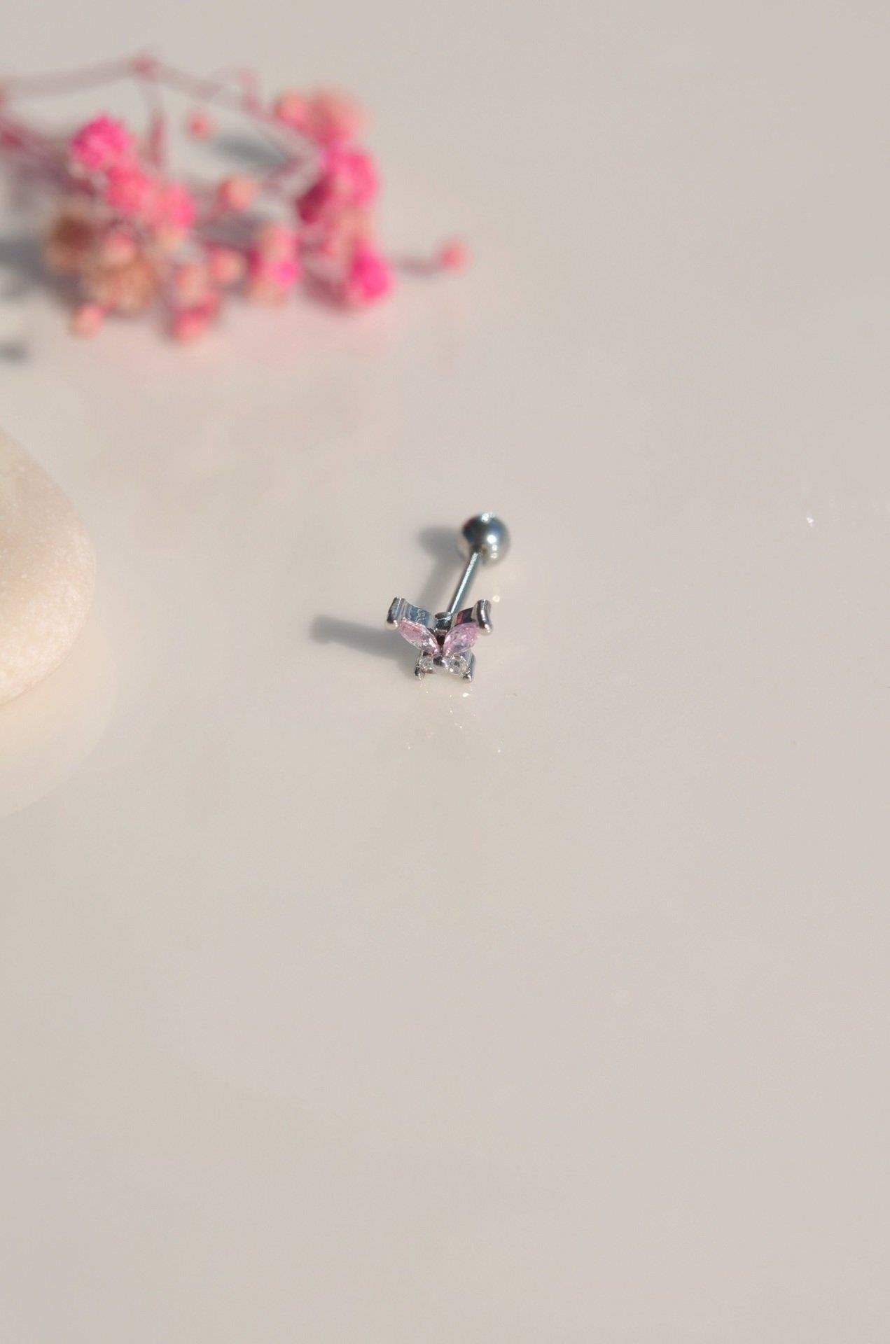 Kelebek Piercing Helix Kıkırdak