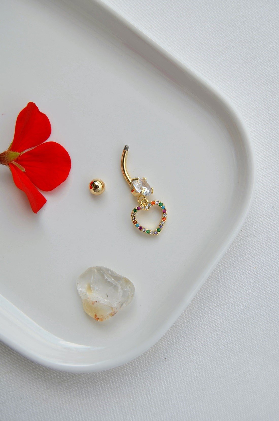 Multicolor Çok Renkli Kalp Sallantılı Çelik Göbek Piercingi Gold Renk